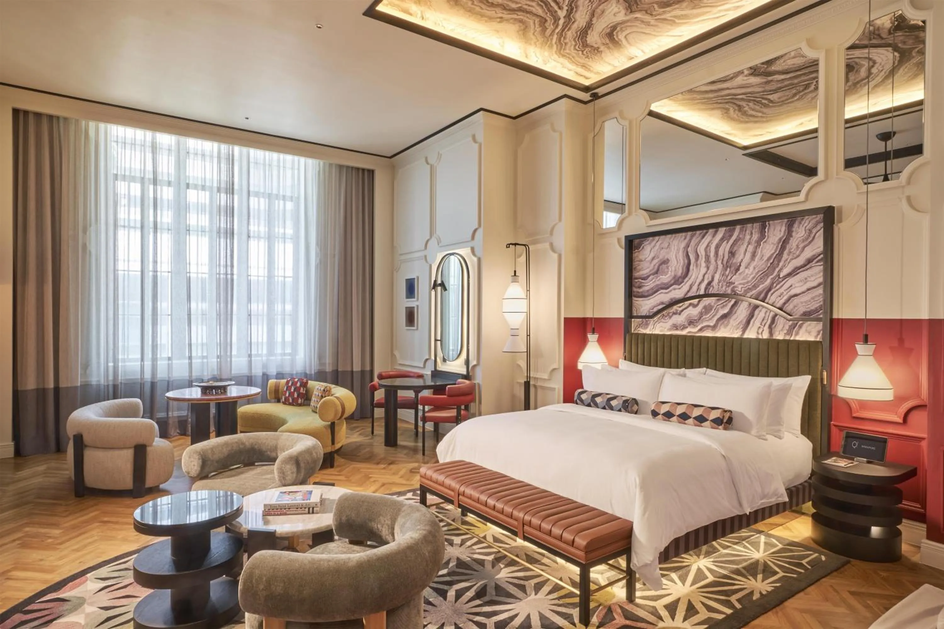 Photo of the whole room, Bed in QT Singapore