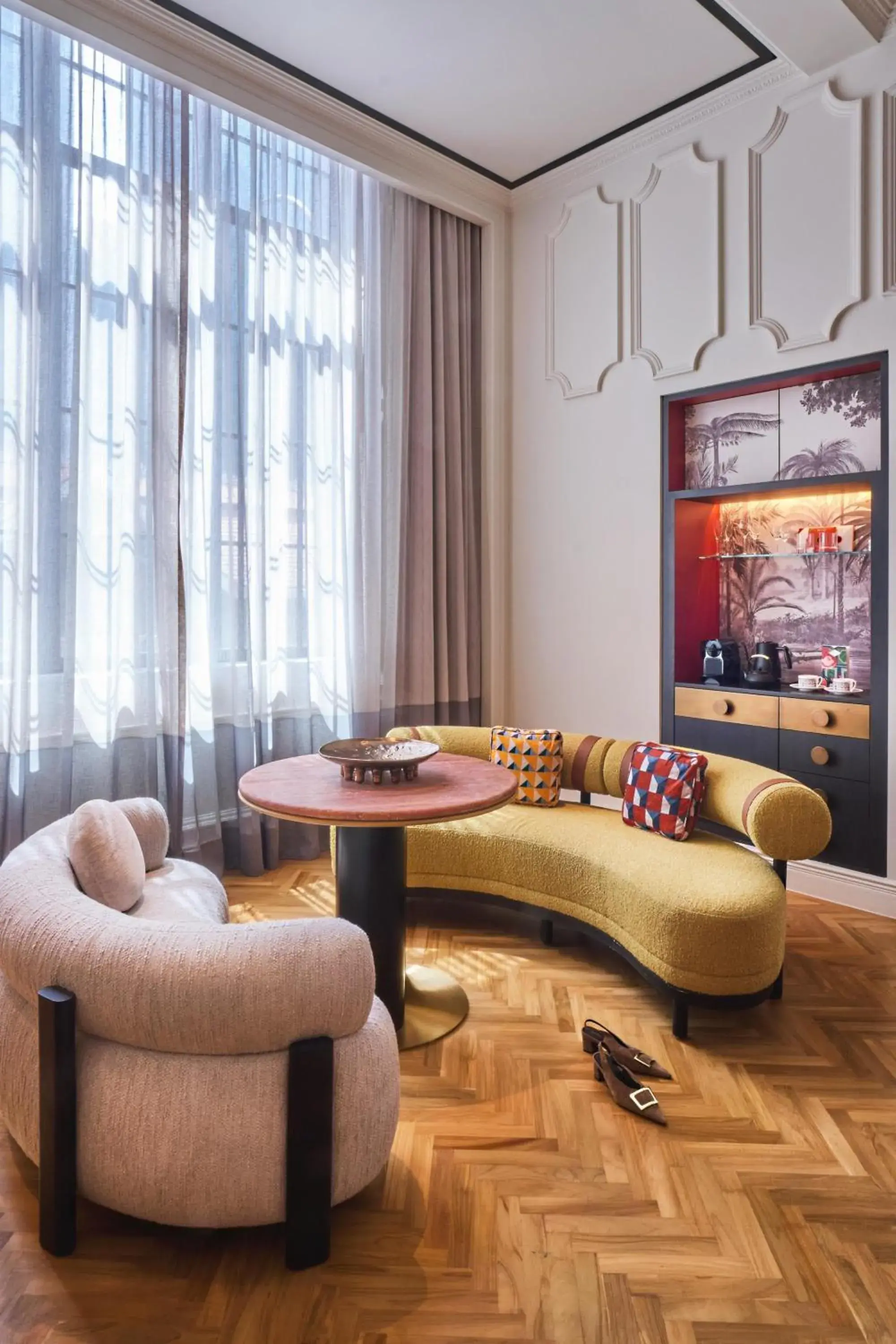 Photo of the whole room in QT Singapore Photo of the whole room in QT Singapore