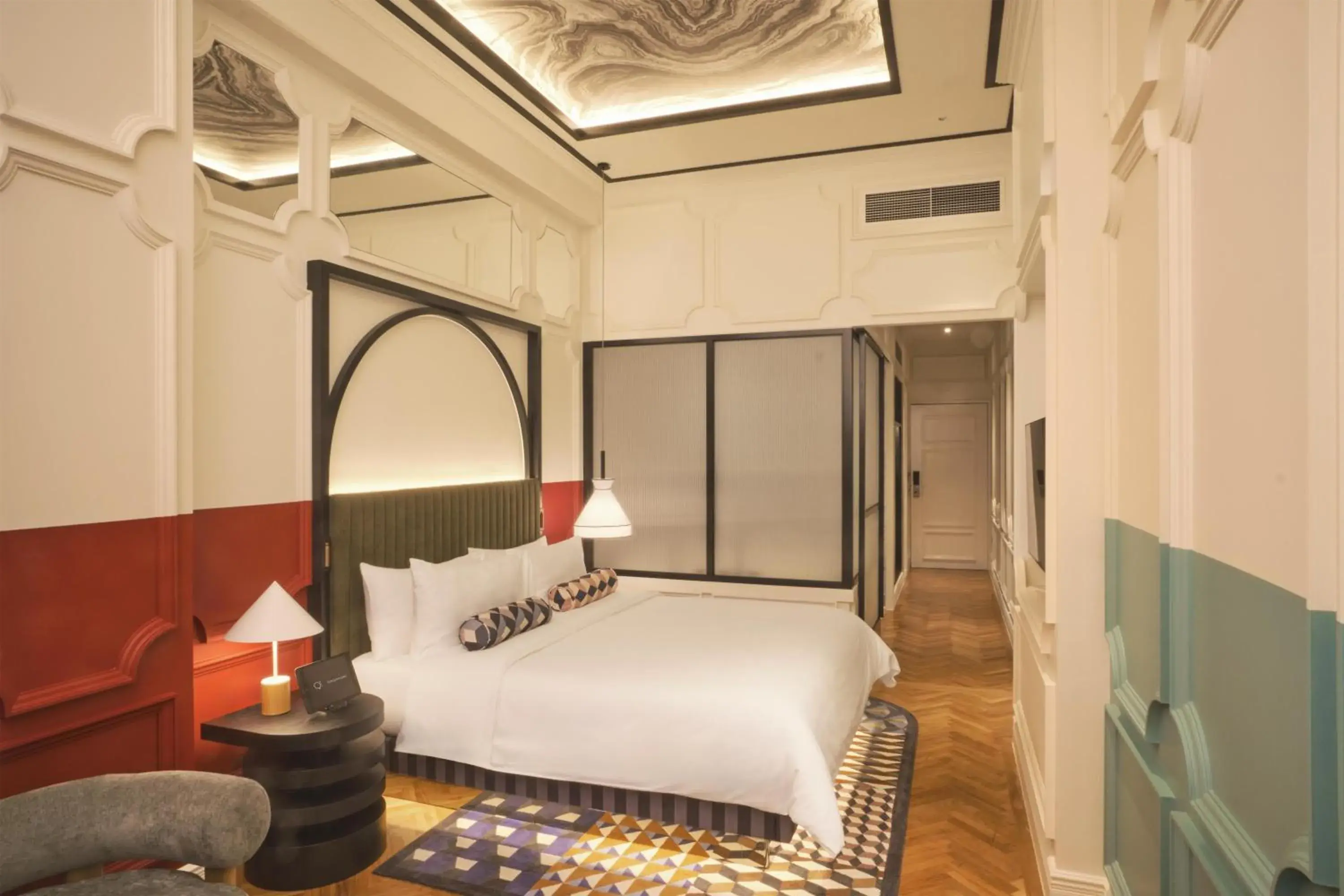 Bedroom, Bed in QT Singapore Bedroom, Bed in QT Singapore