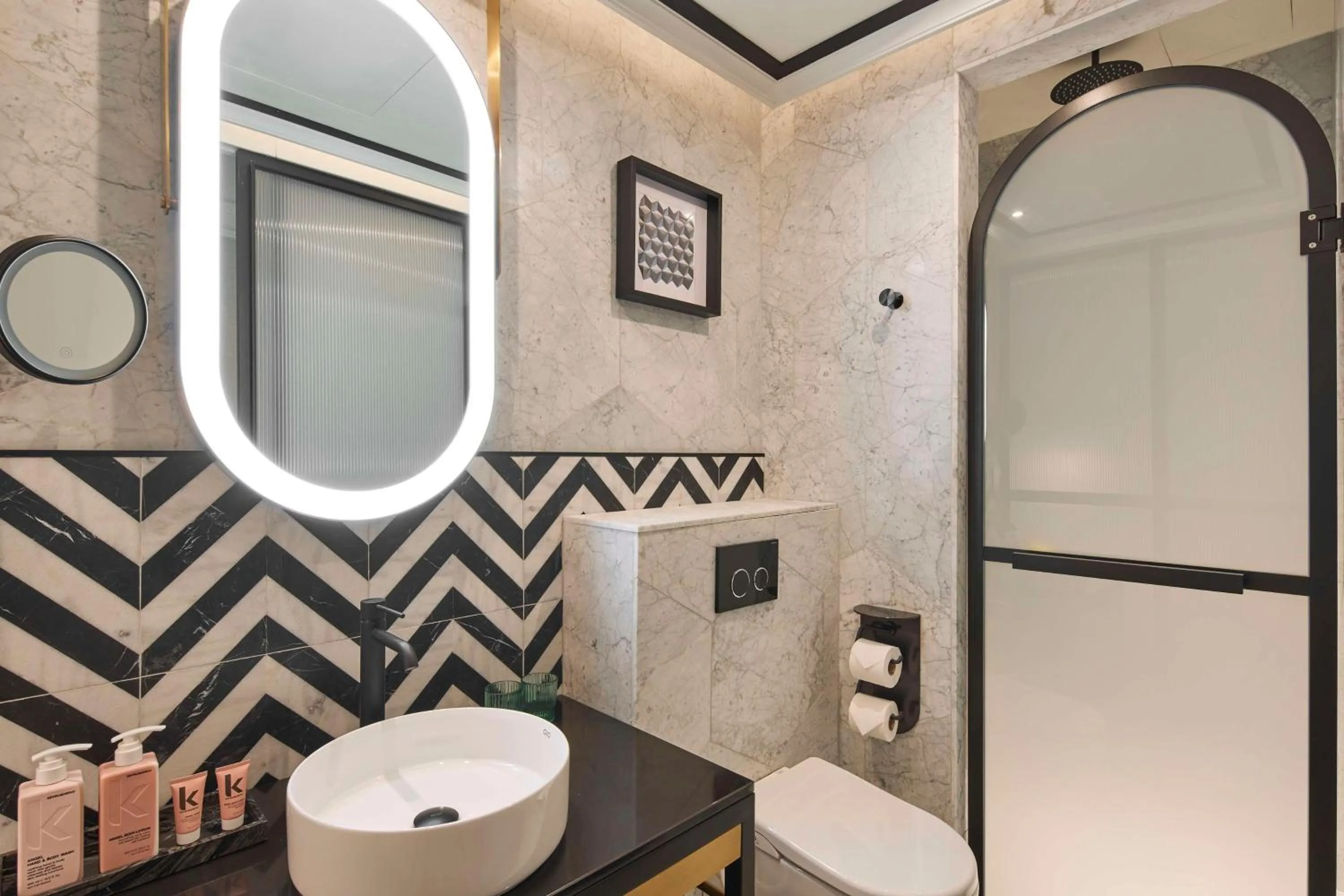 Bathroom in Hotel Telegraph