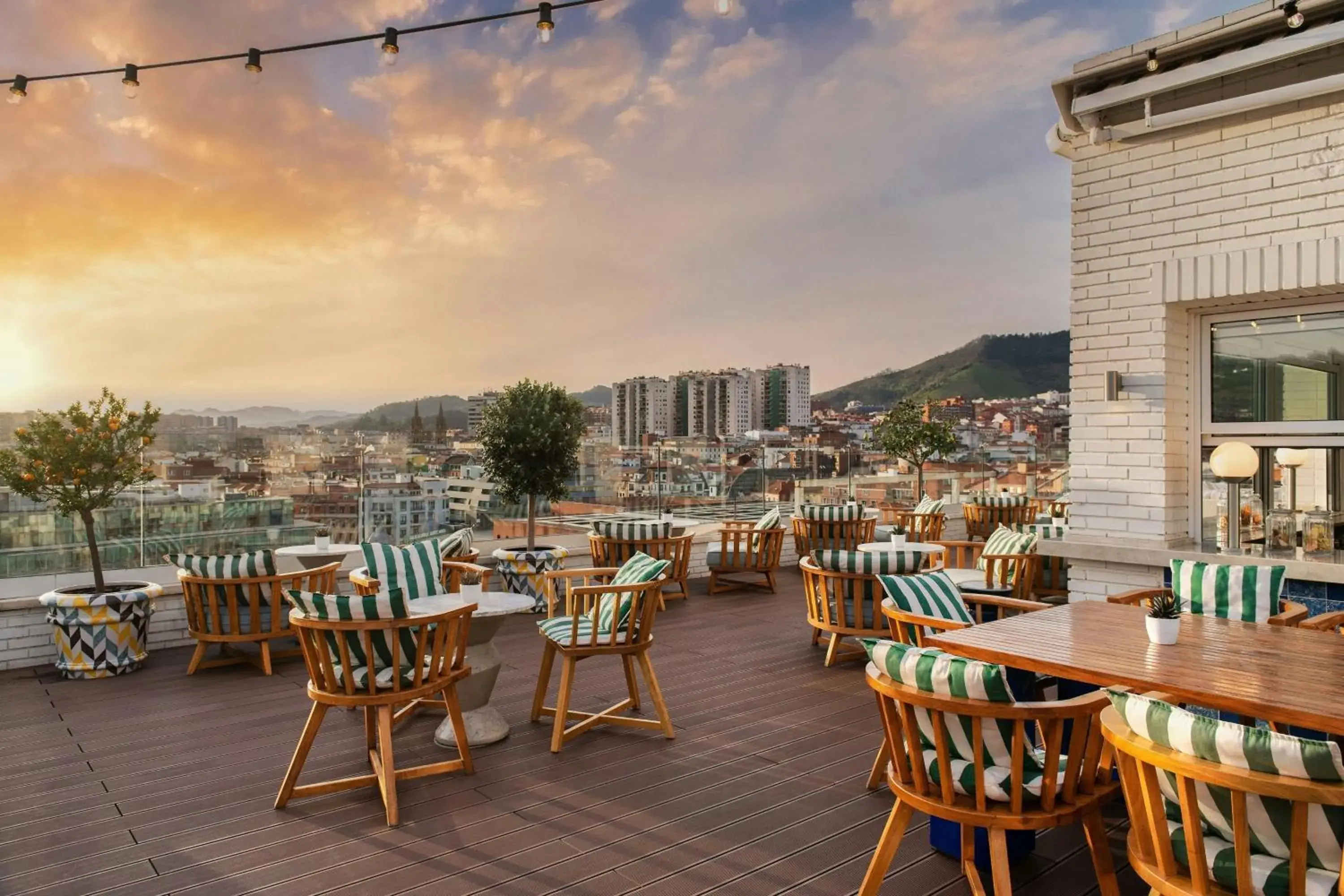 Restaurant/places to eat in Hotel Ercilla de Bilbao, Autograph Collection Restaurant/places to eat in Hotel Ercilla de Bilbao, Autograph Collection