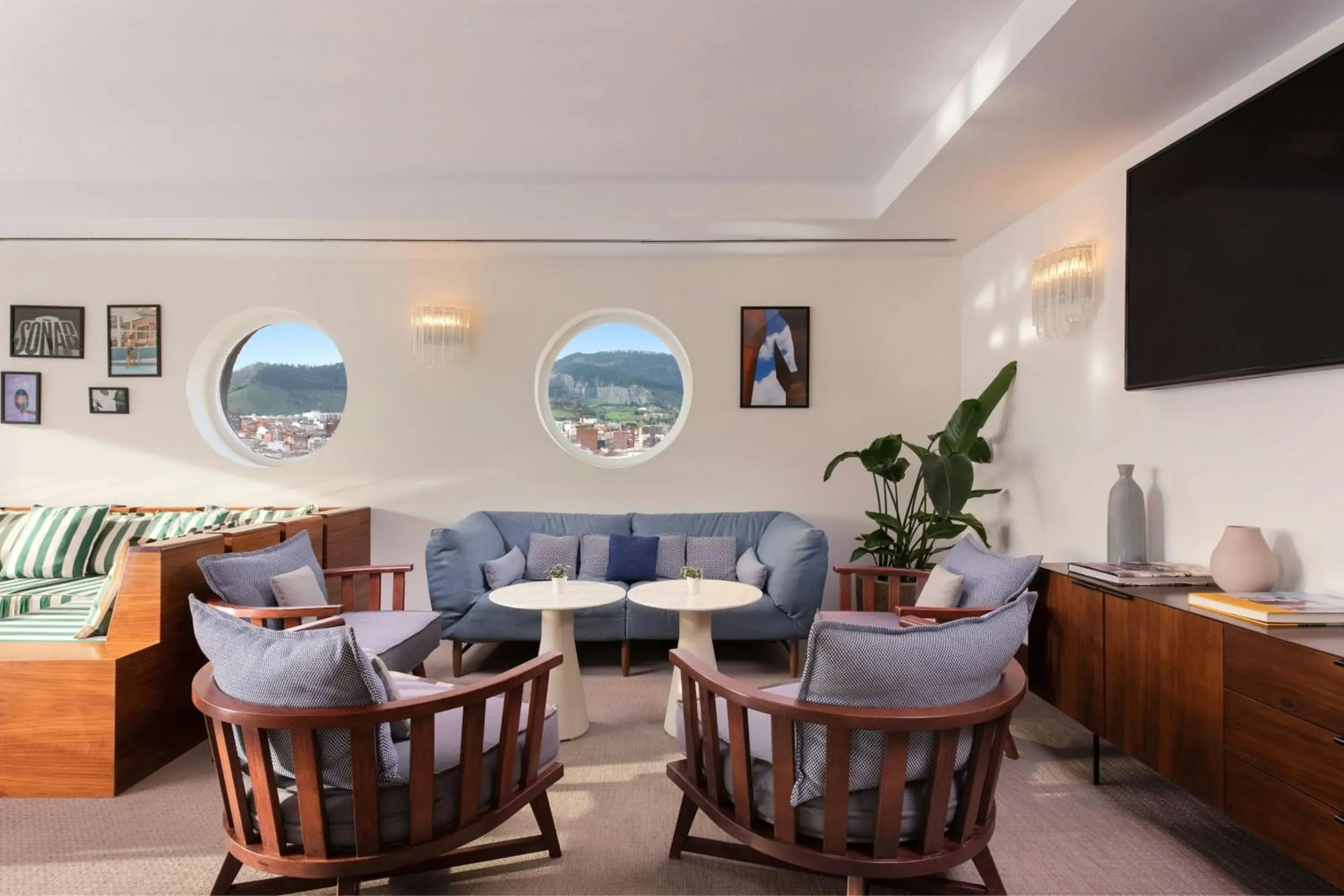 Restaurant/places to eat in Hotel Ercilla de Bilbao, Autograph Collection Restaurant/places to eat in Hotel Ercilla de Bilbao, Autograph Collection