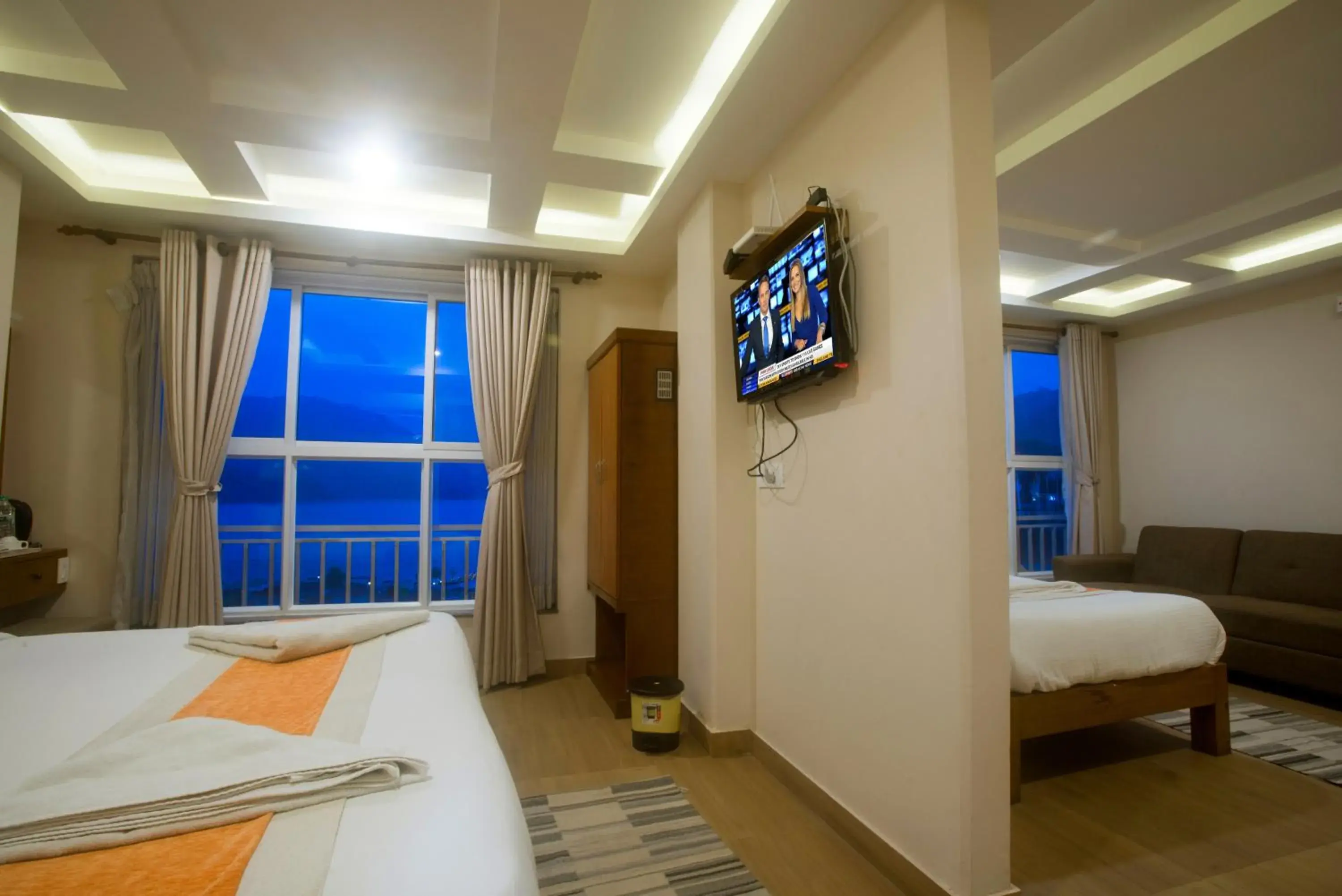 Bedroom, Bed in Hotel Lake Himalaya Bedroom, Bed in Hotel Lake Himalaya