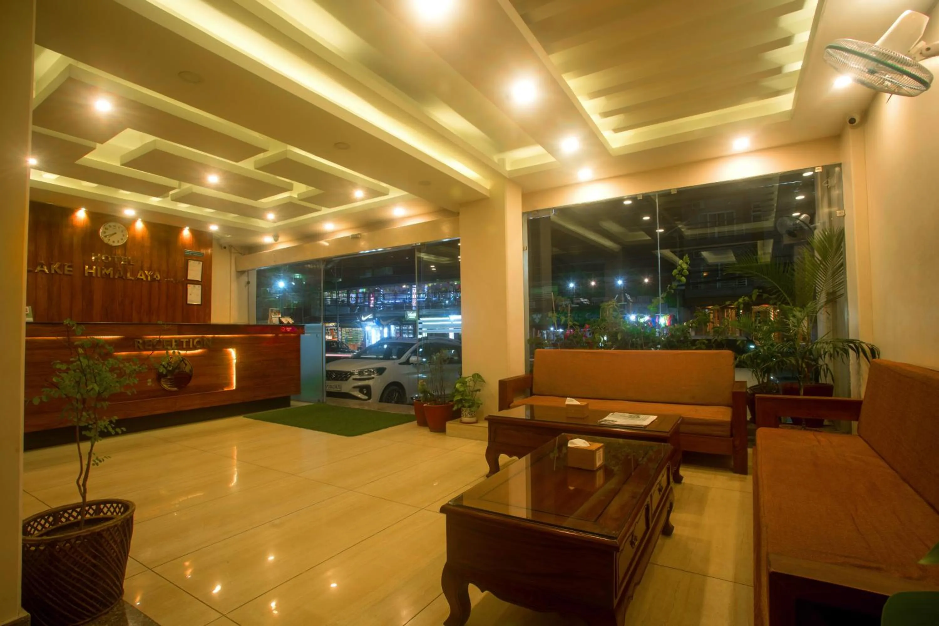 Lobby or reception in Hotel Lake Himalaya
