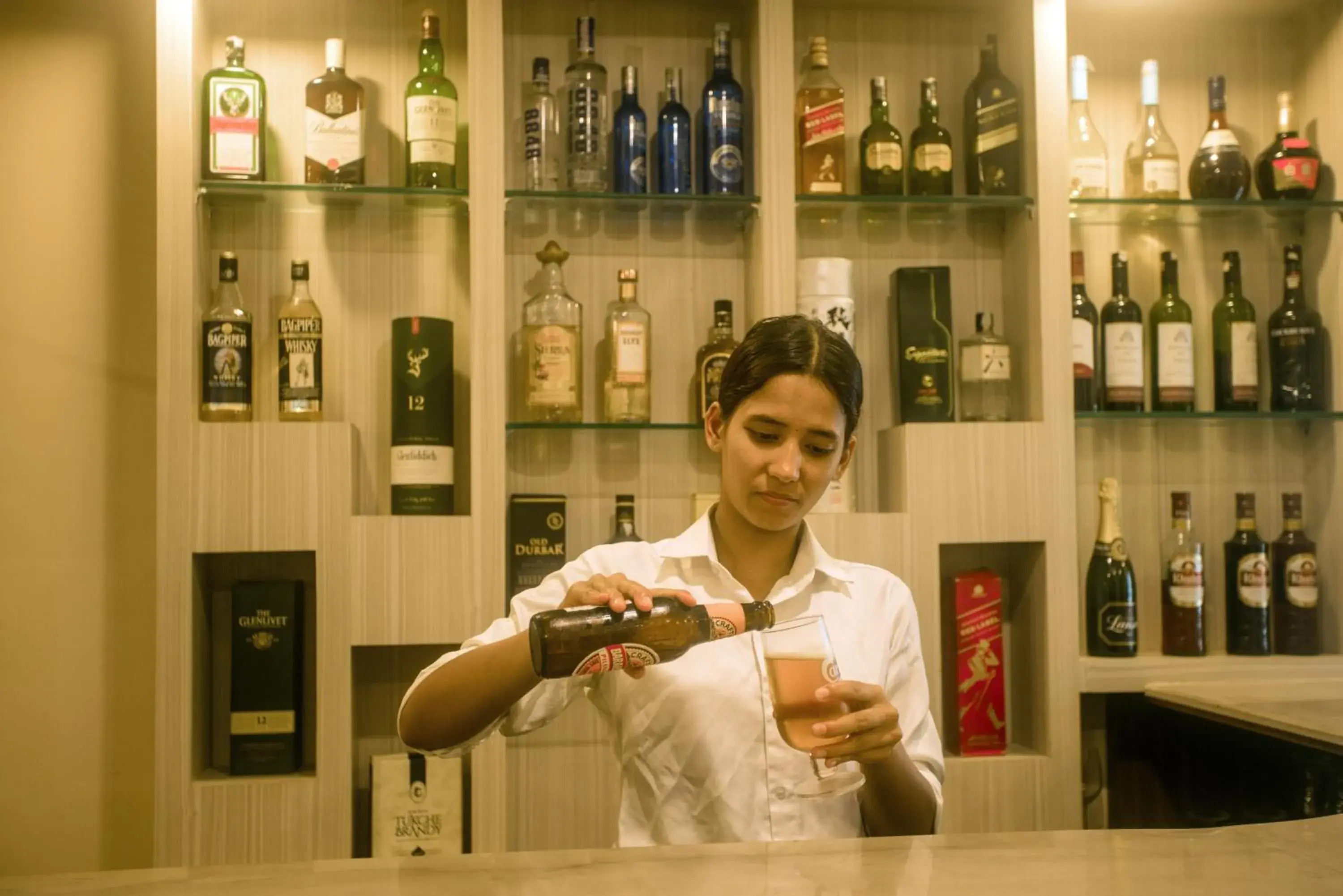 Restaurant/places to eat in Hotel Lake Himalaya Restaurant/places to eat in Hotel Lake Himalaya