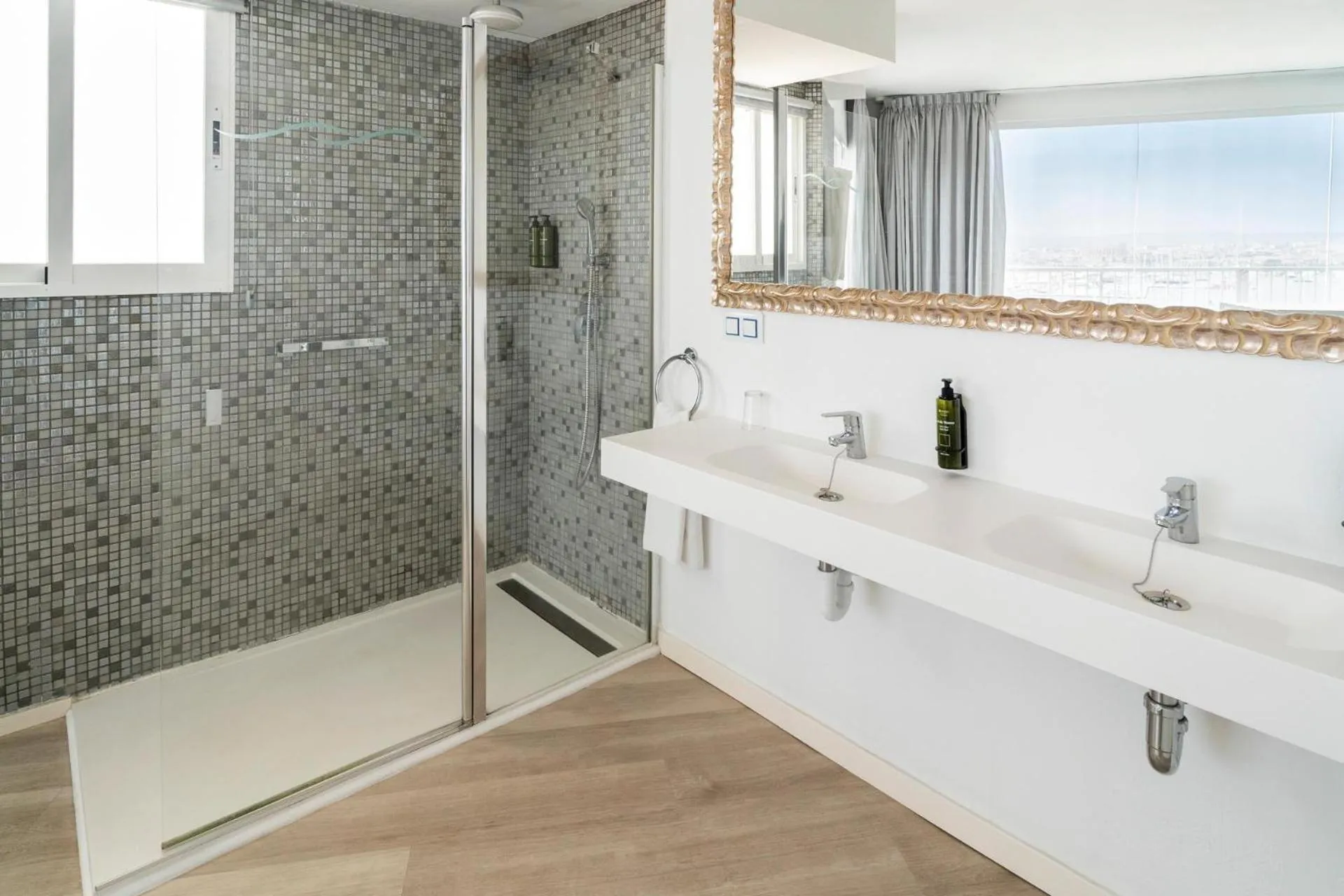 Bathroom in Hotel Amic Horizonte