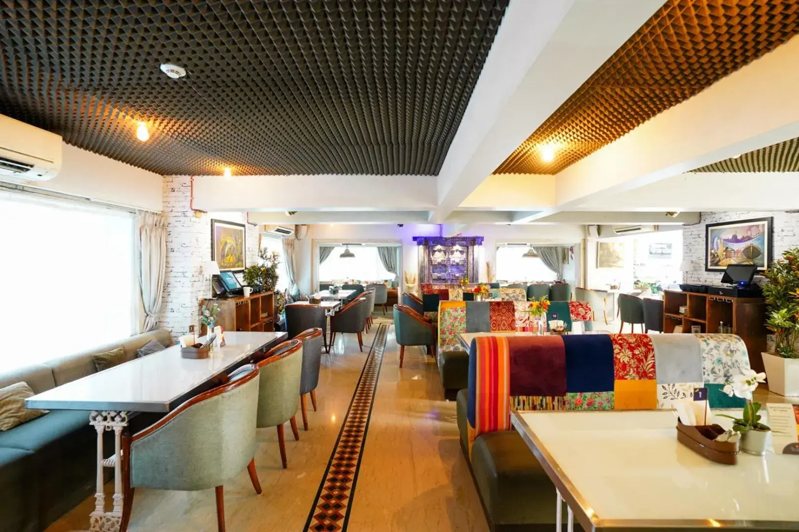 Restaurant/places to eat in Bloom Boutique - Bandra Restaurant/places to eat in Bloom Boutique - Bandra