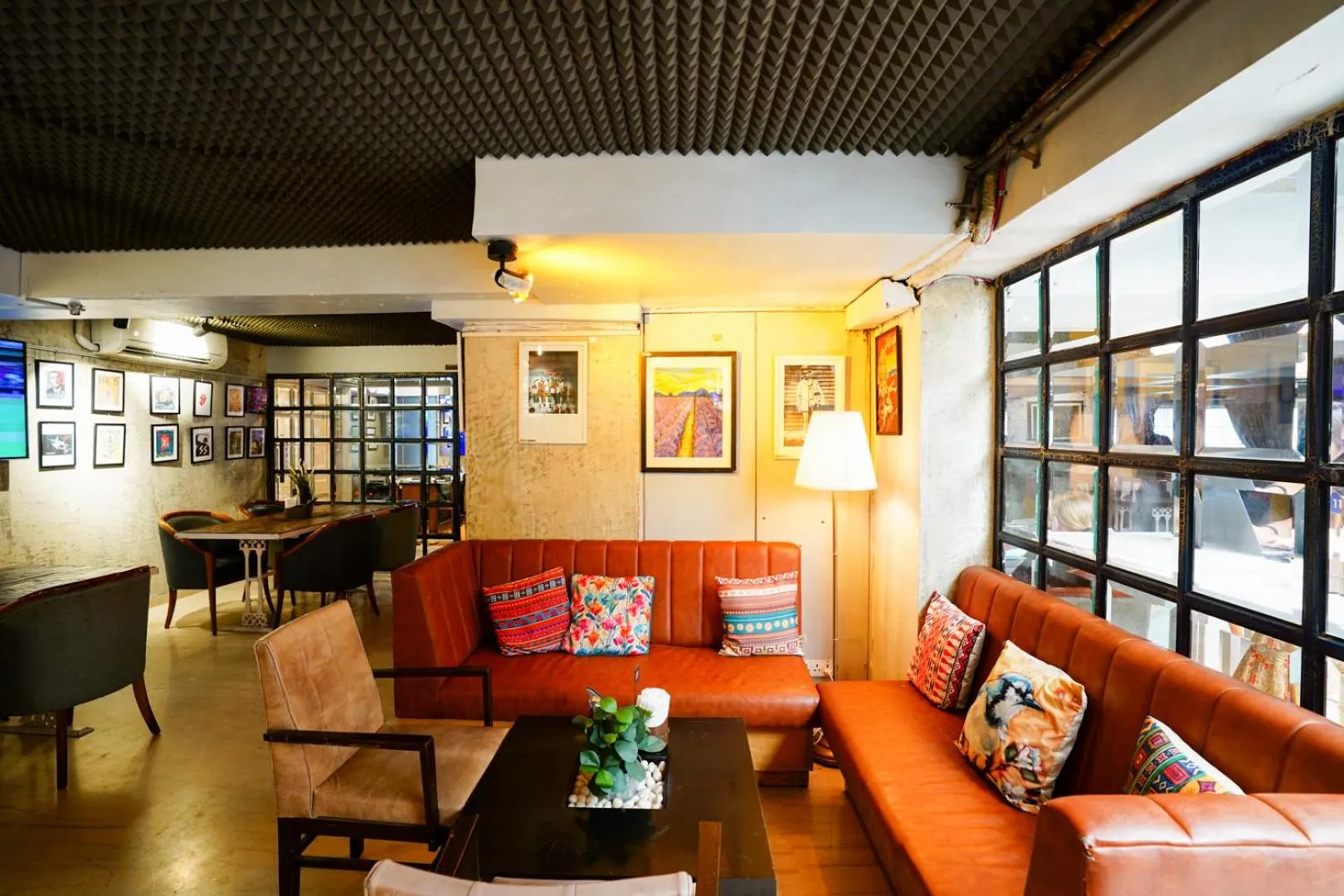 Restaurant/places to eat in Bloom Boutique l Bandra