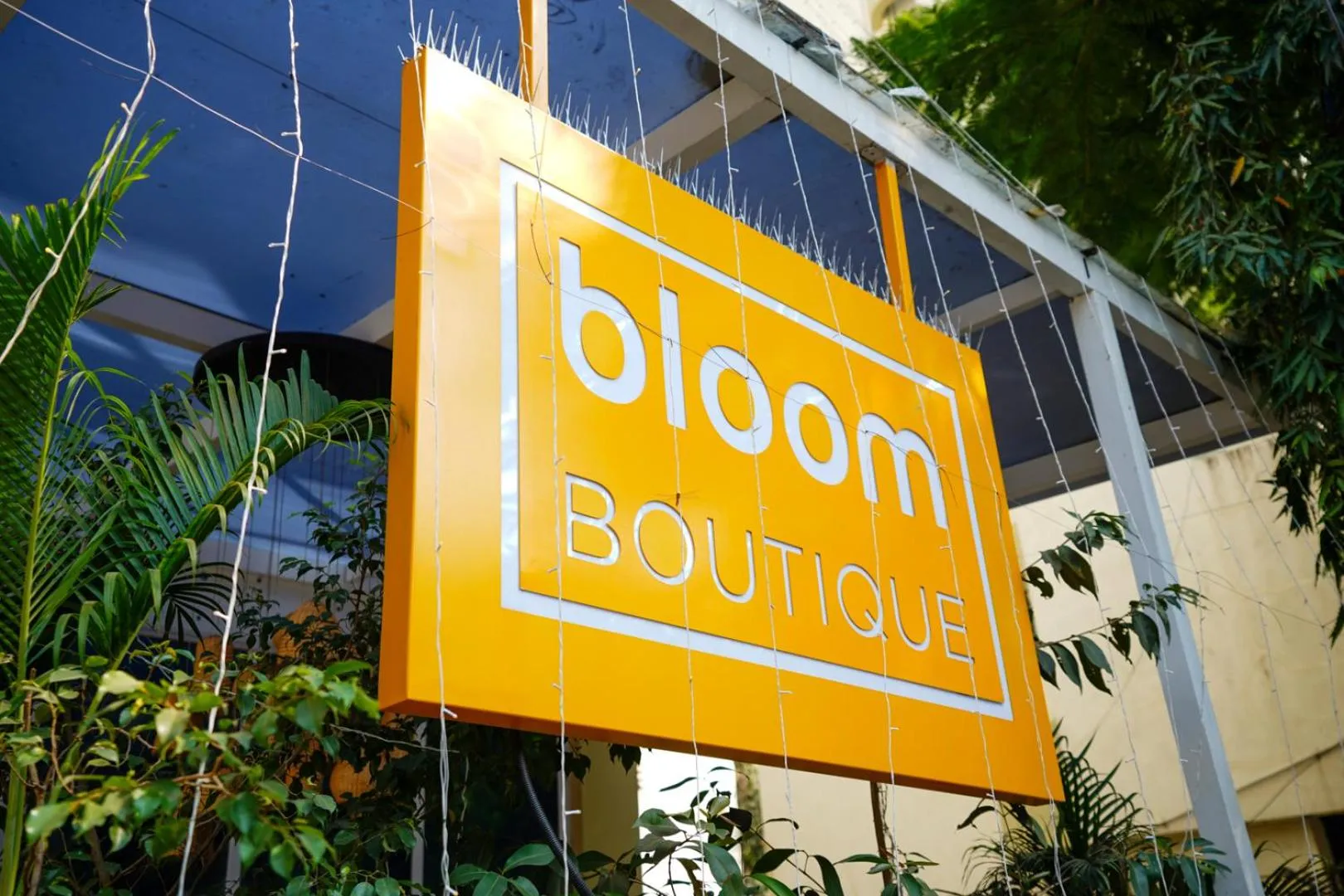 Property building in Bloom Boutique l Bandra