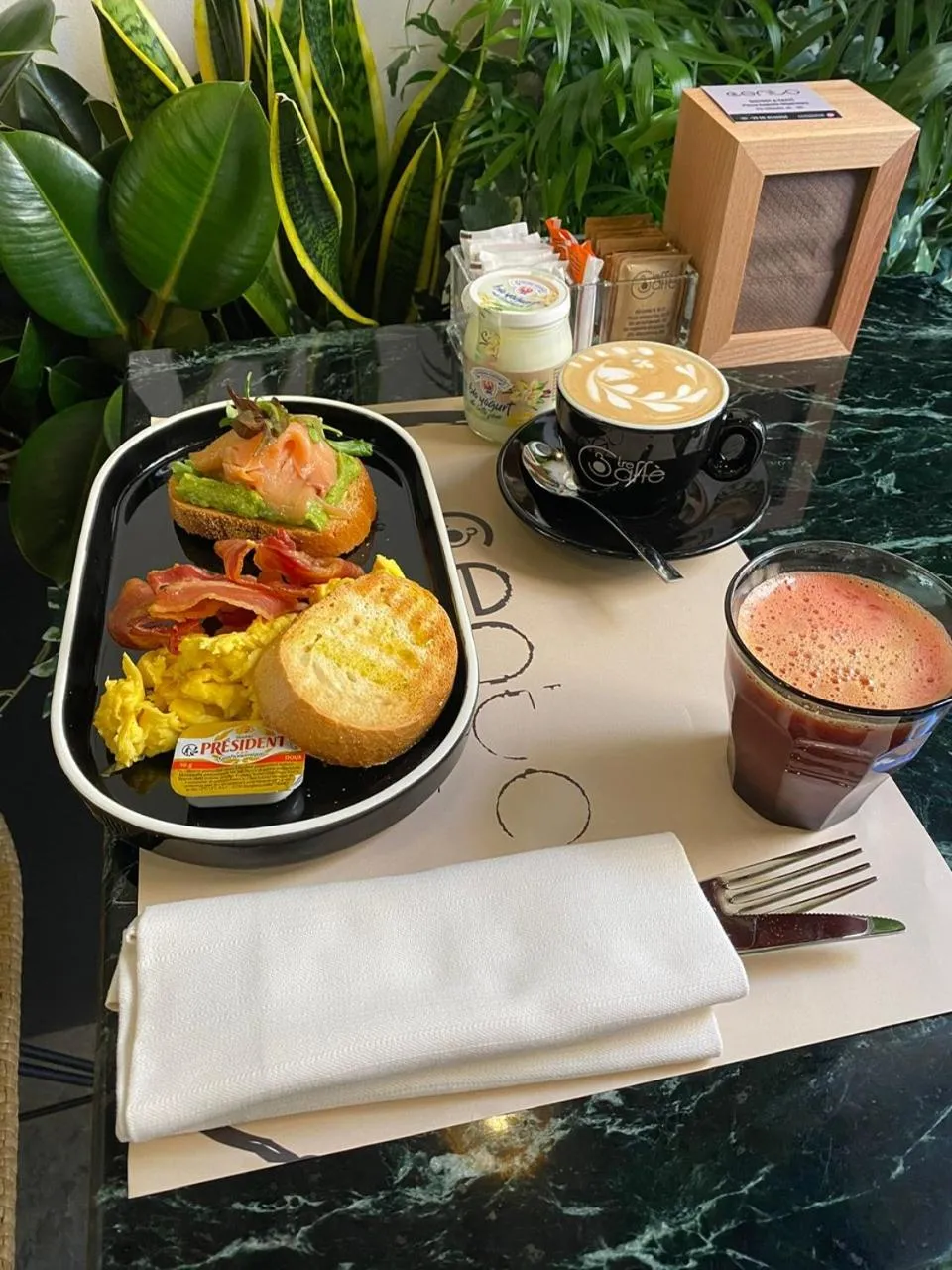 Breakfast in Tree Charme Augusto Boutique Hotel