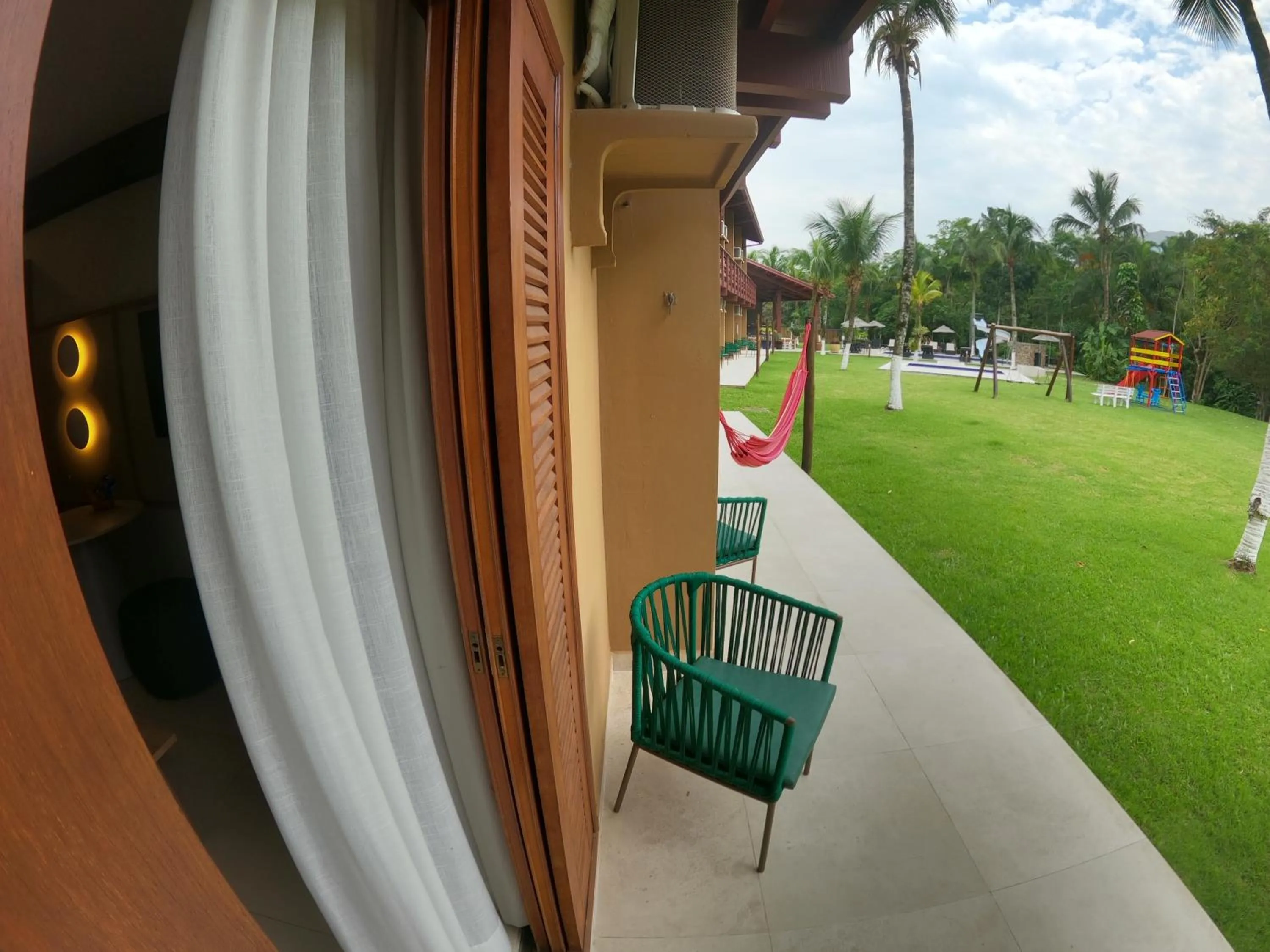 Day in Delta Maresias Club by Smart Sharing