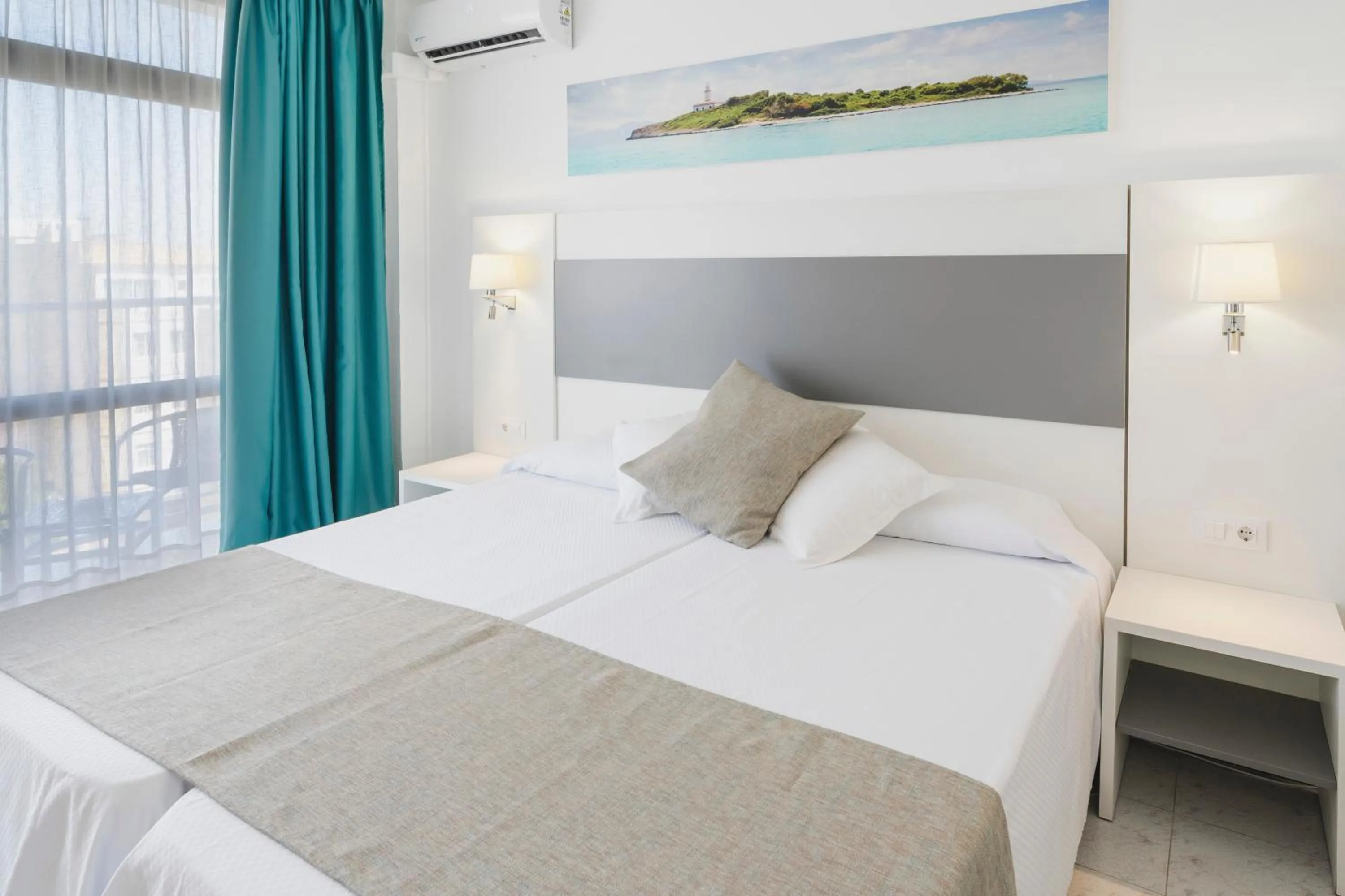 Bed in Hotel Amic Miraflores