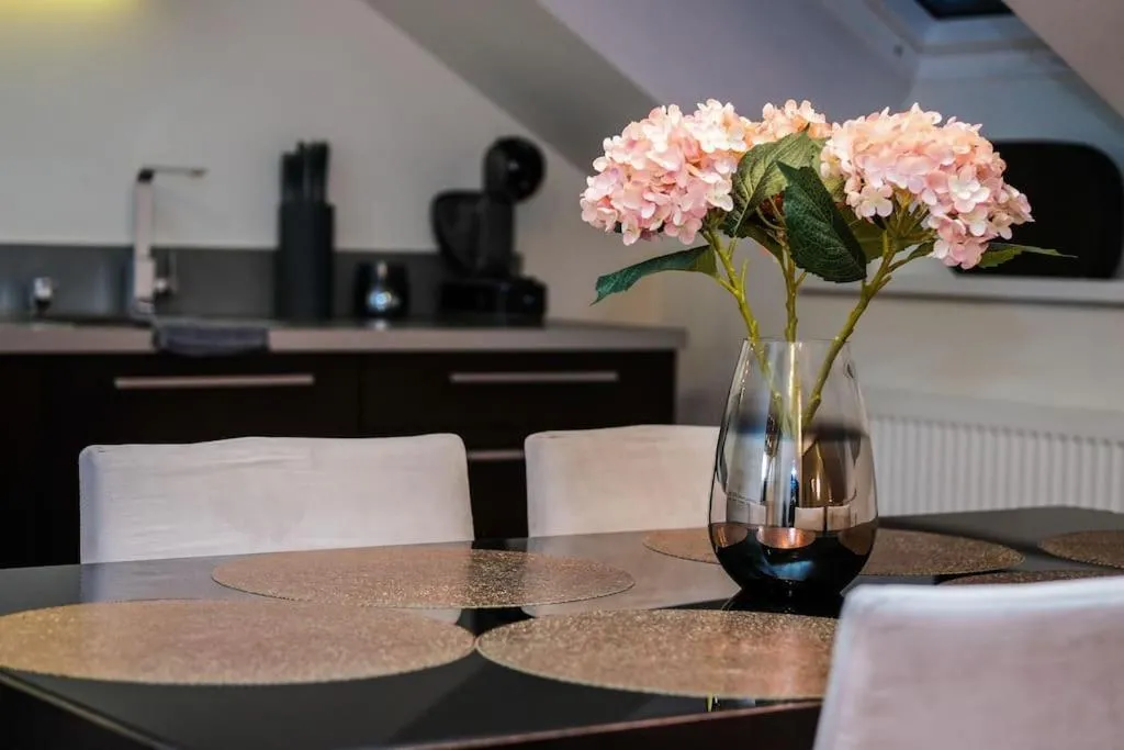 Dining area in #stayhere - Spacious Luxury Town Hall 3BDR Apartment