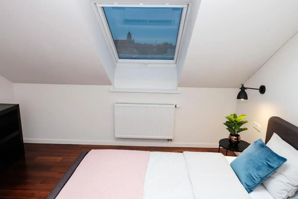 Bedroom, Bed in #stayhere - Spacious Luxury Town Hall 3BDR Apartment