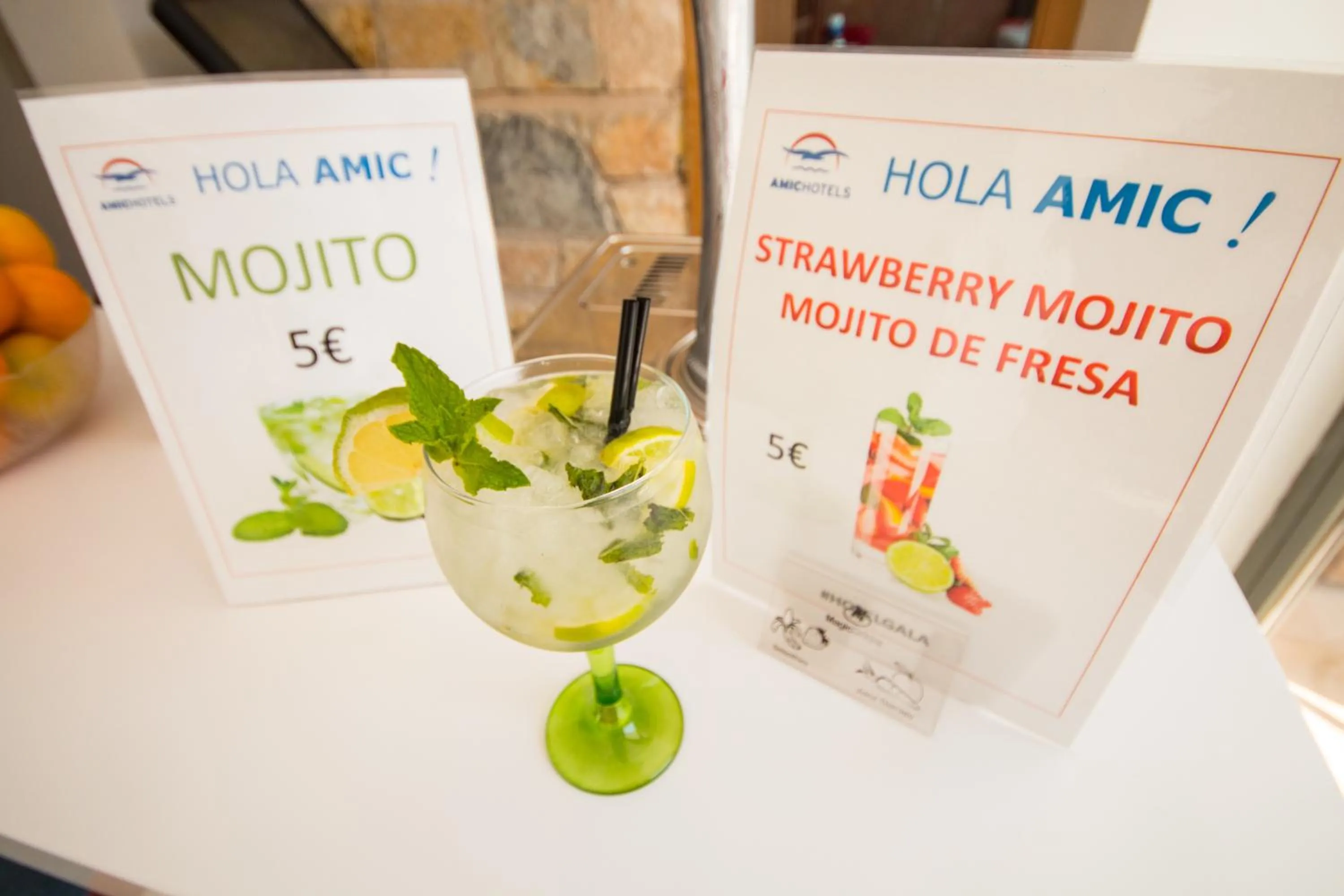 Logo/Certificate/Sign in Hotel Amic Gala