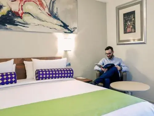 Mercure Madrid Centro Mercure Madrid Centro