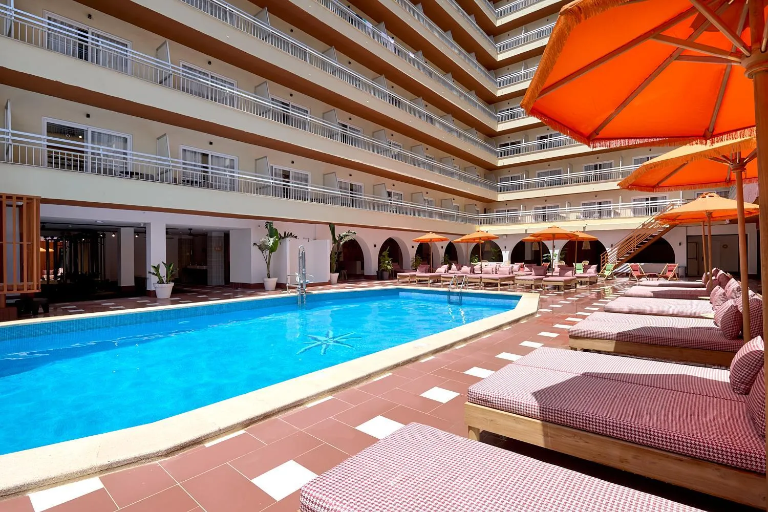 Swimming pool in tent Bahia de Palma