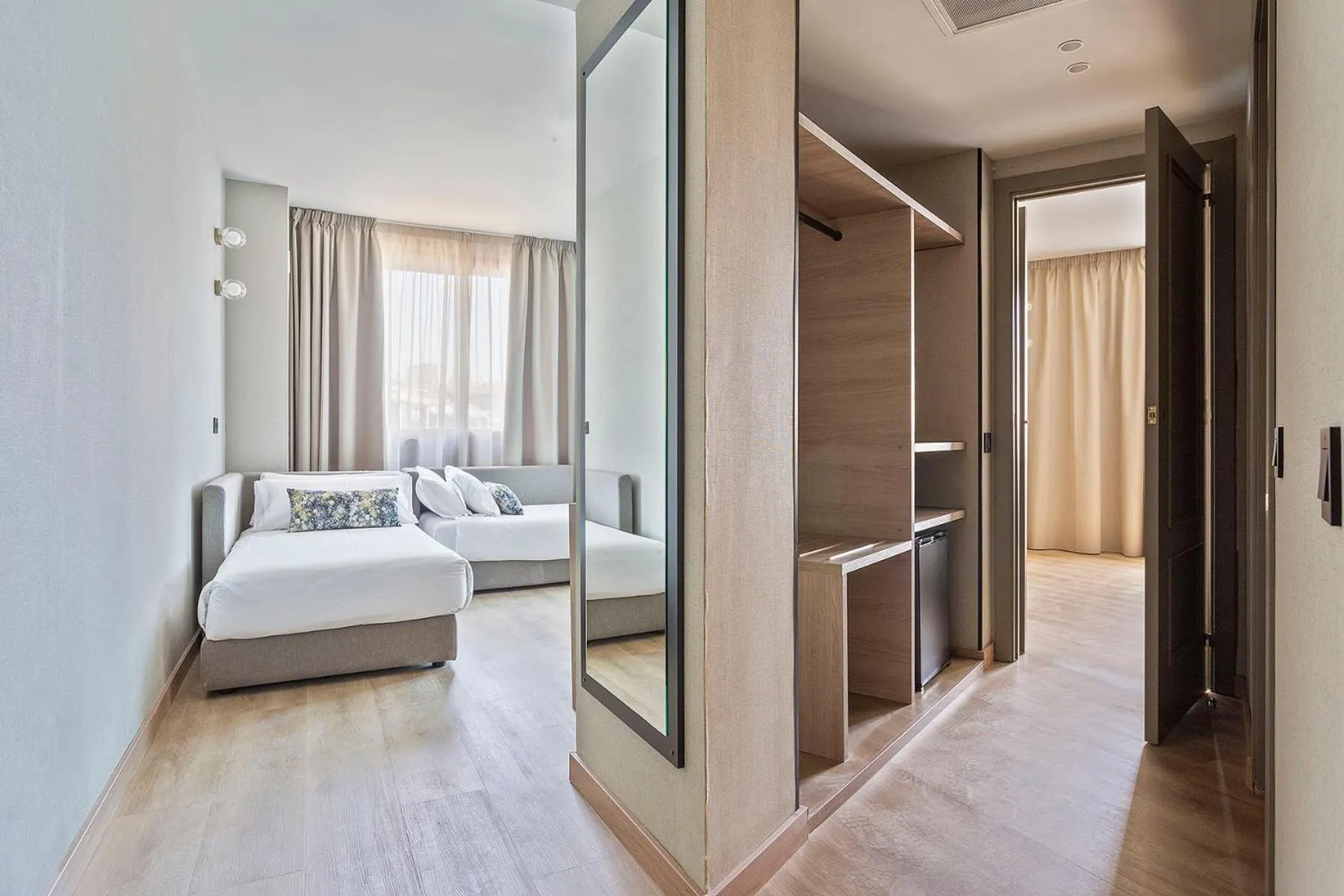 Bedroom, Bed in Acta Pirámides