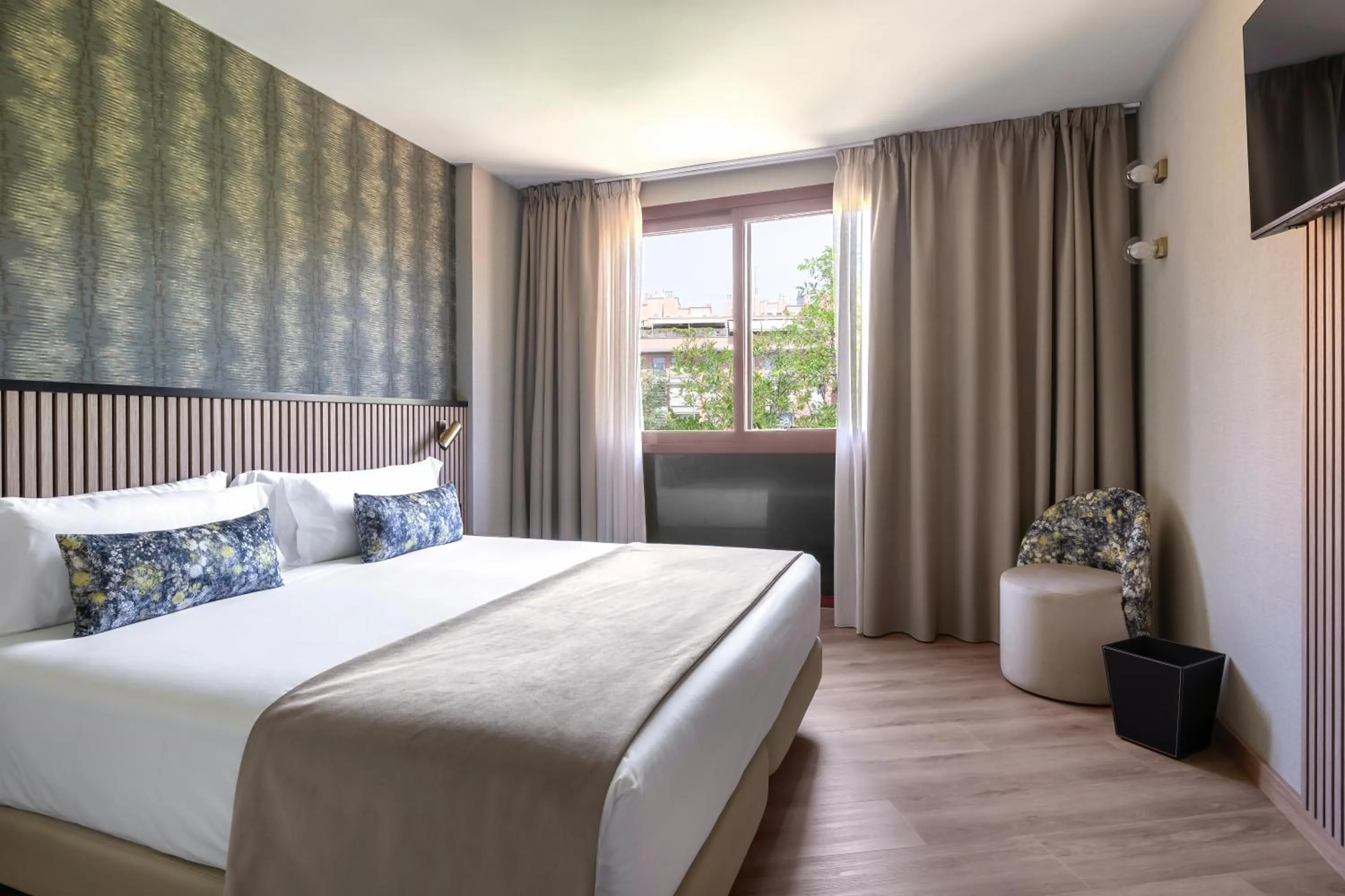 Bedroom, Bed in Acta Pirámides