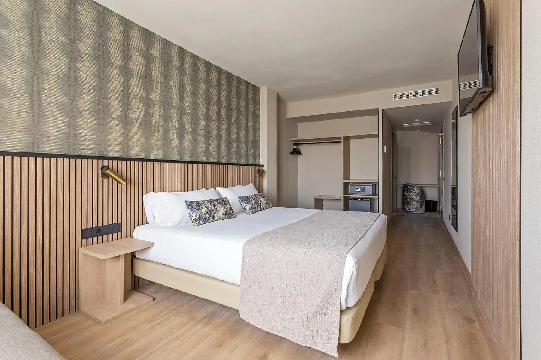 Bedroom, Bed in Acta Pirámides Bedroom, Bed in Acta Pirámides