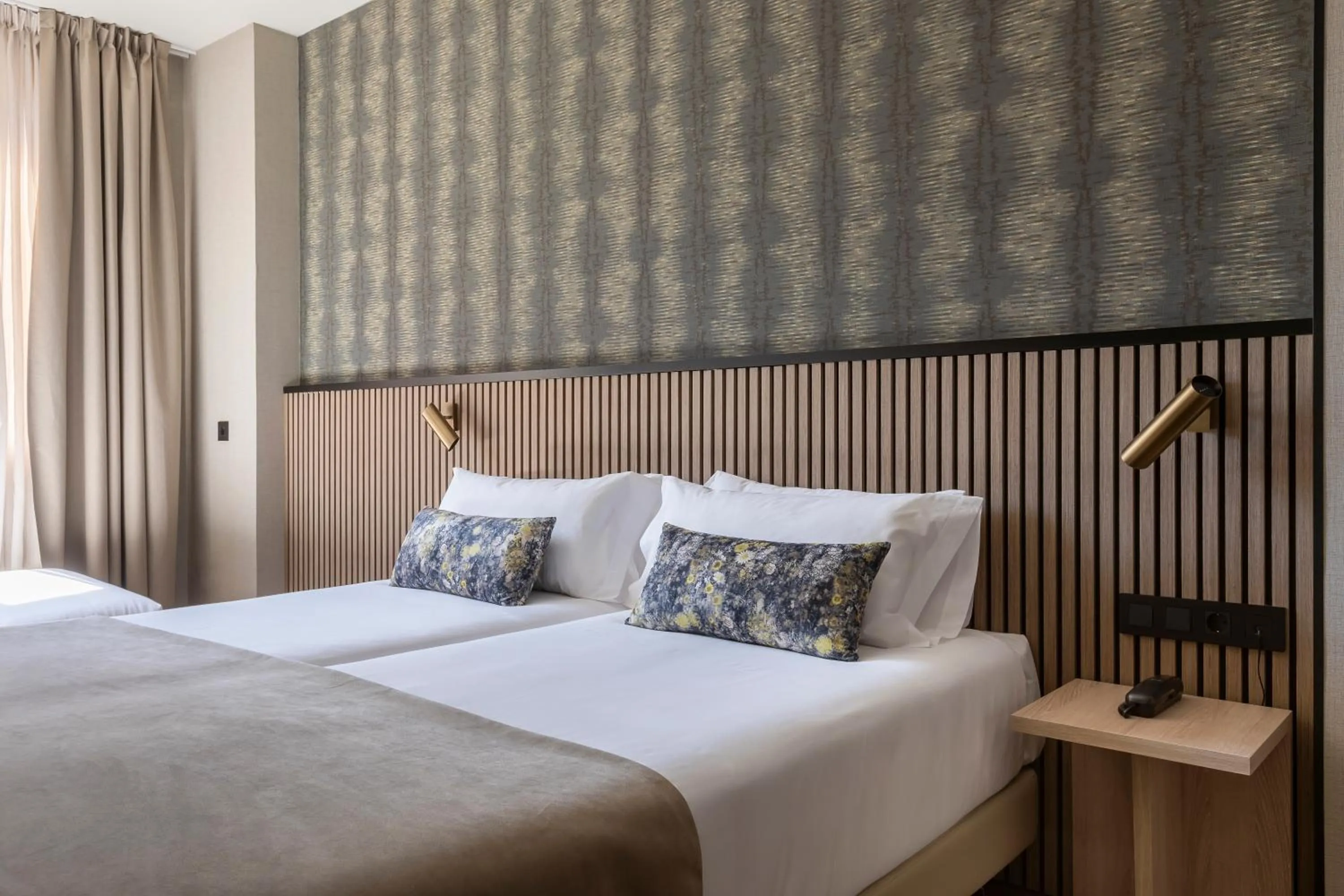 Bedroom, Bed in Acta Pirámides