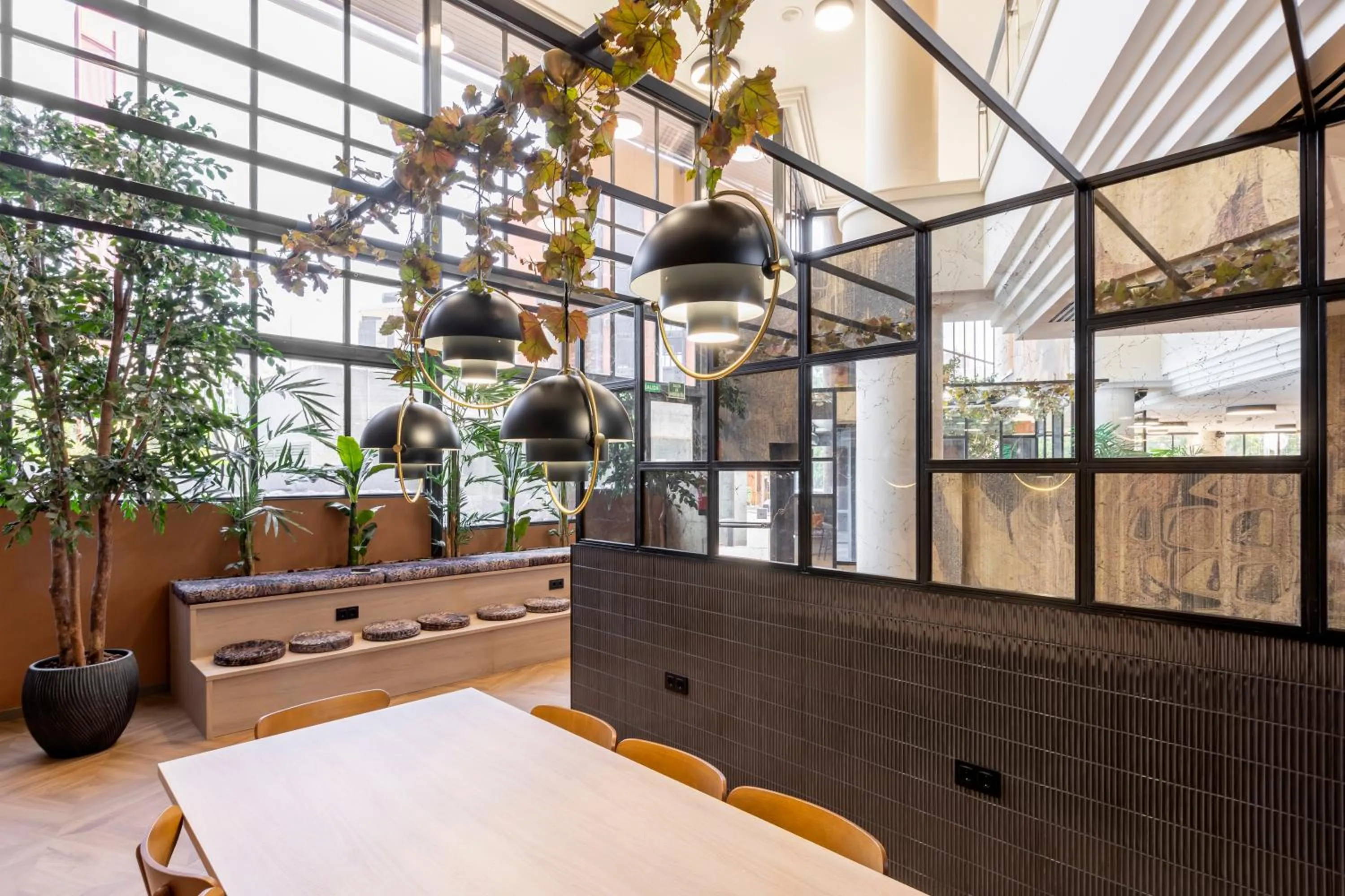 Seating area in Acta Pirámides