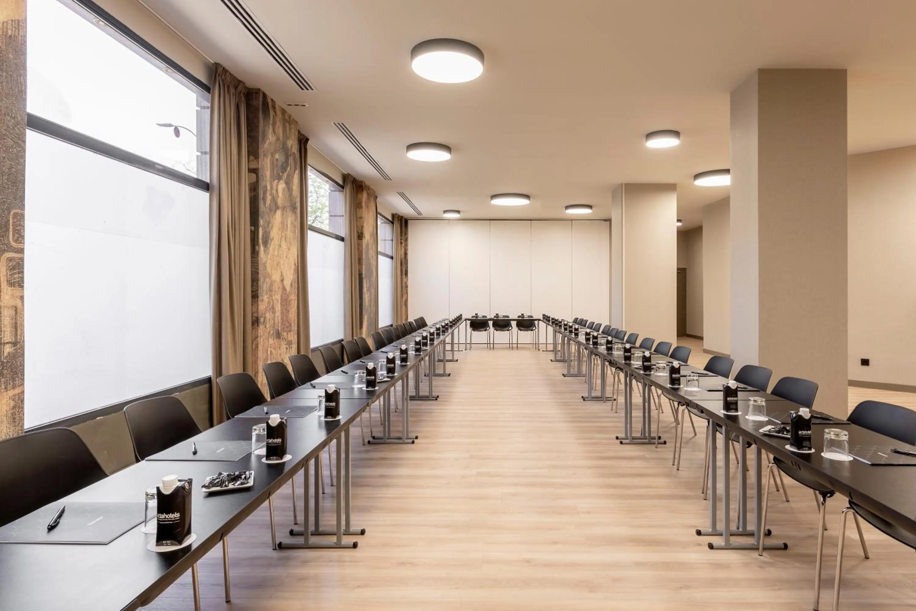 Meeting/conference room in Acta Pirámides