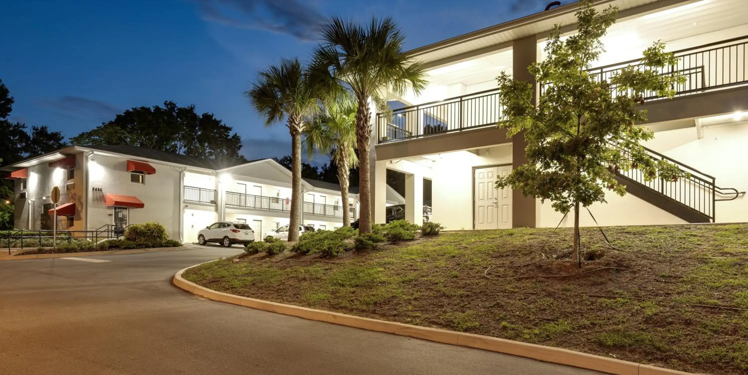 Night in Baymont by Wyndham Ocala Suites Night in Baymont by Wyndham Ocala Suites