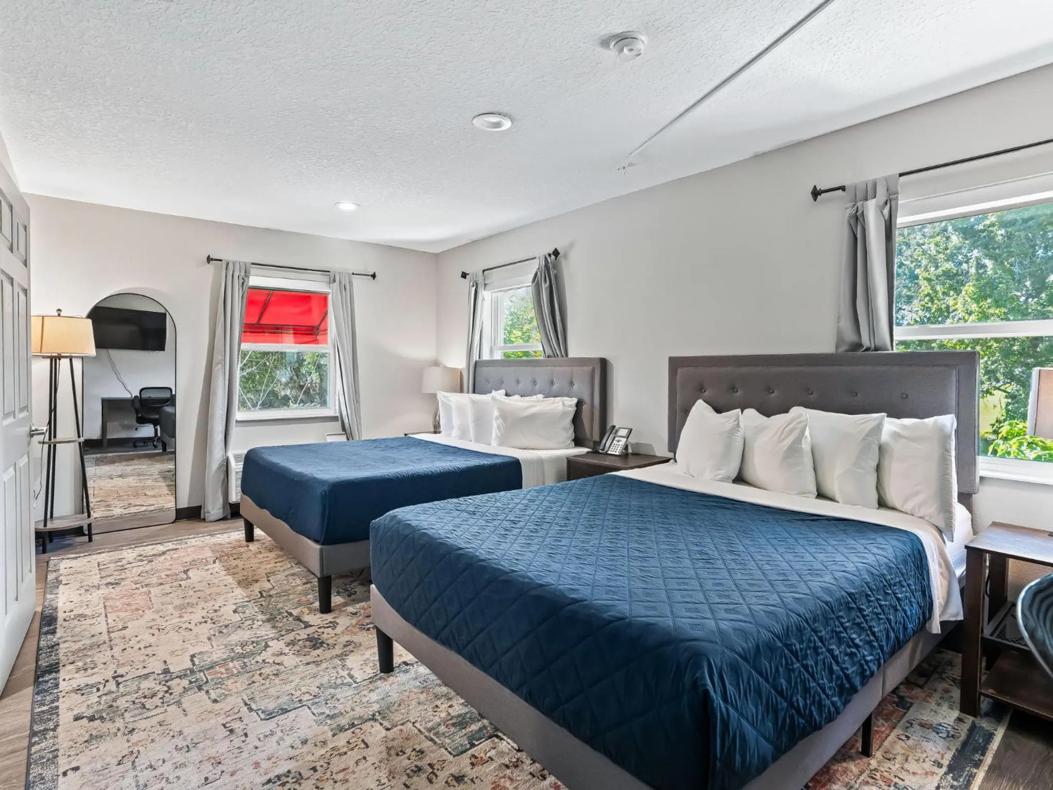 Bedroom, Bed in Baymont by Wyndham Ocala Suites