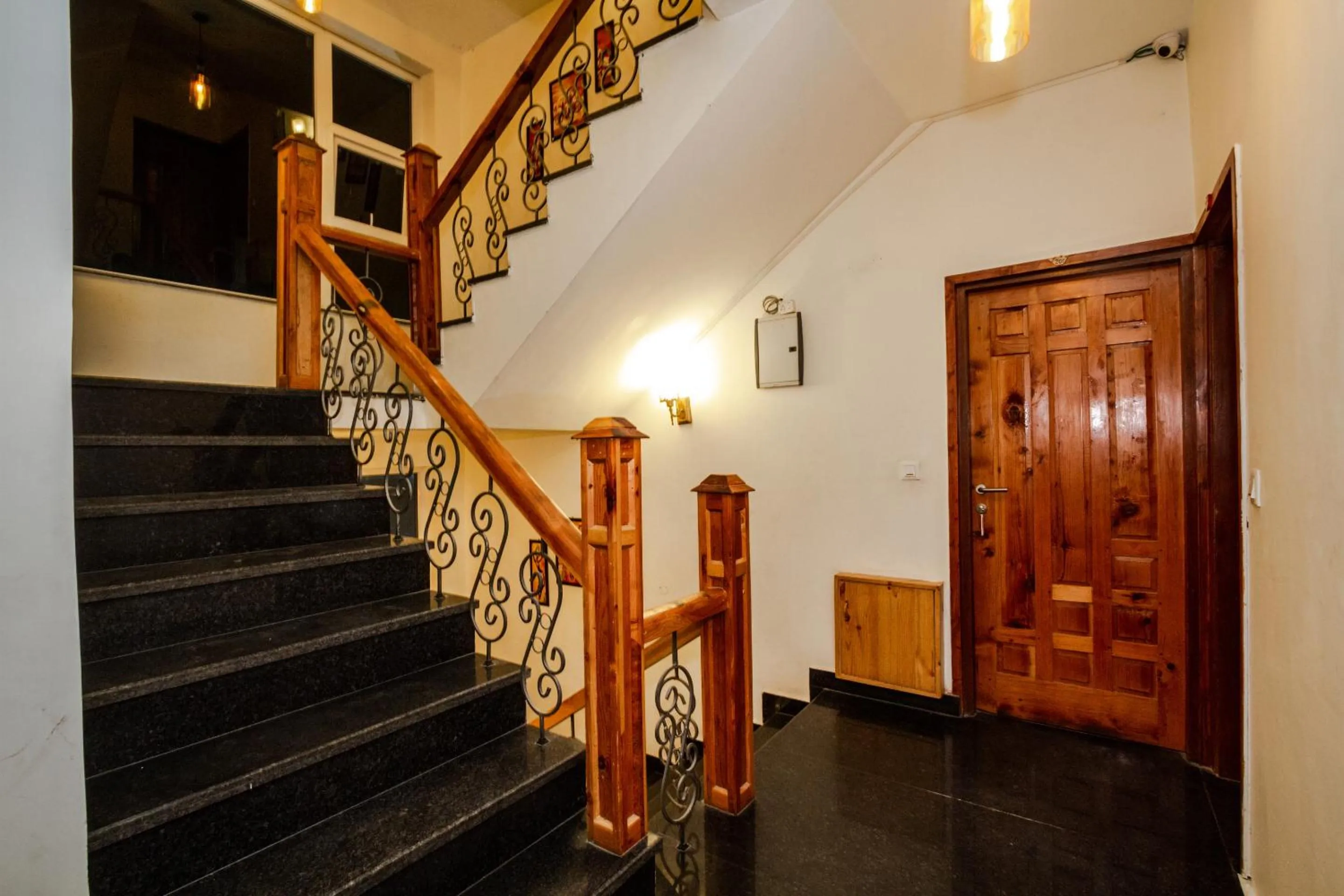 Lobby or reception in Tripli Hotels Stone House Cottage