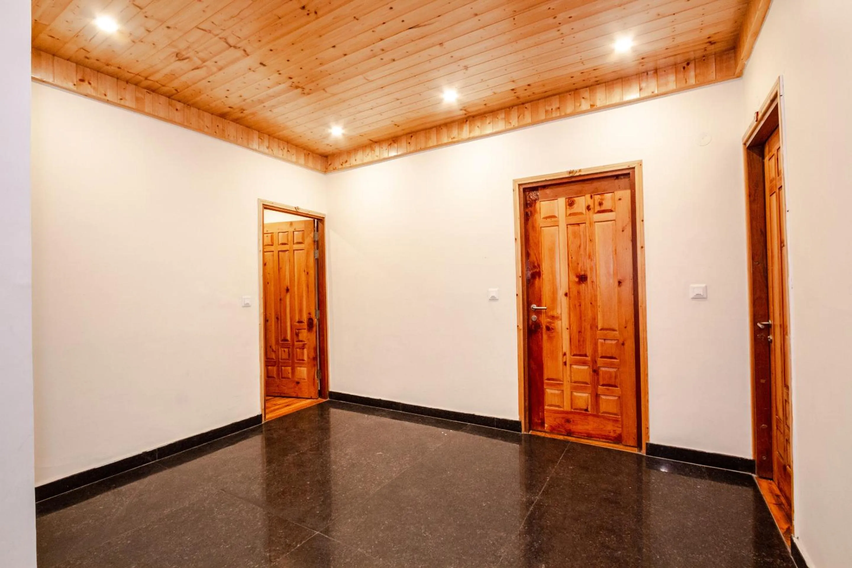 Lobby or reception in Tripli Hotels Stone House Cottage