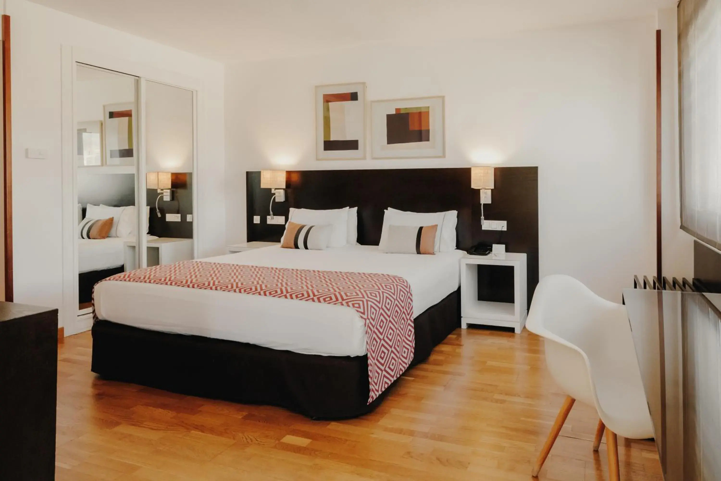 Family, Bed in Rafaelhoteles Atocha Family, Bed in Rafaelhoteles Atocha