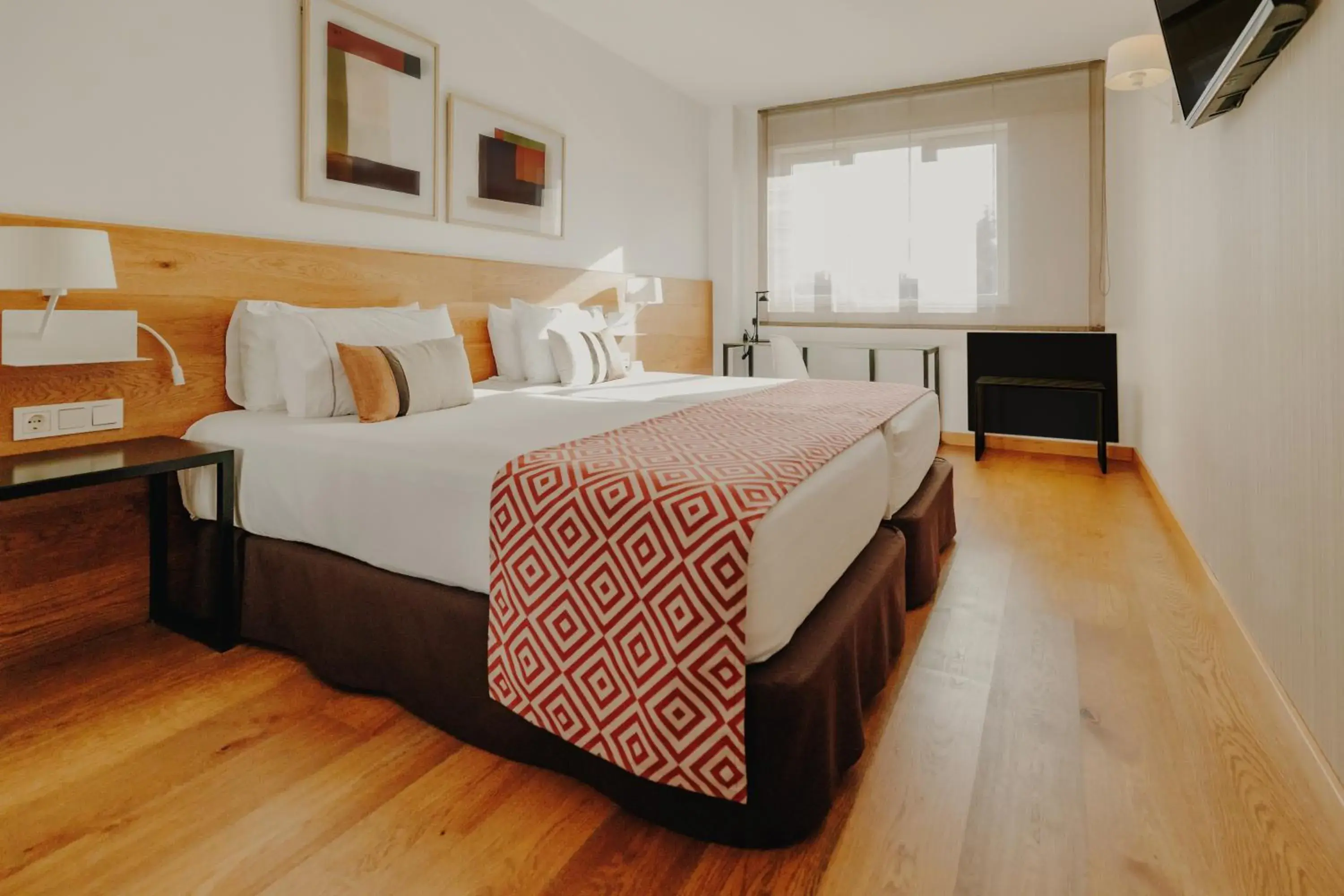 Photo of the whole room, Bed in Rafaelhoteles Atocha Photo of the whole room, Bed in Rafaelhoteles Atocha