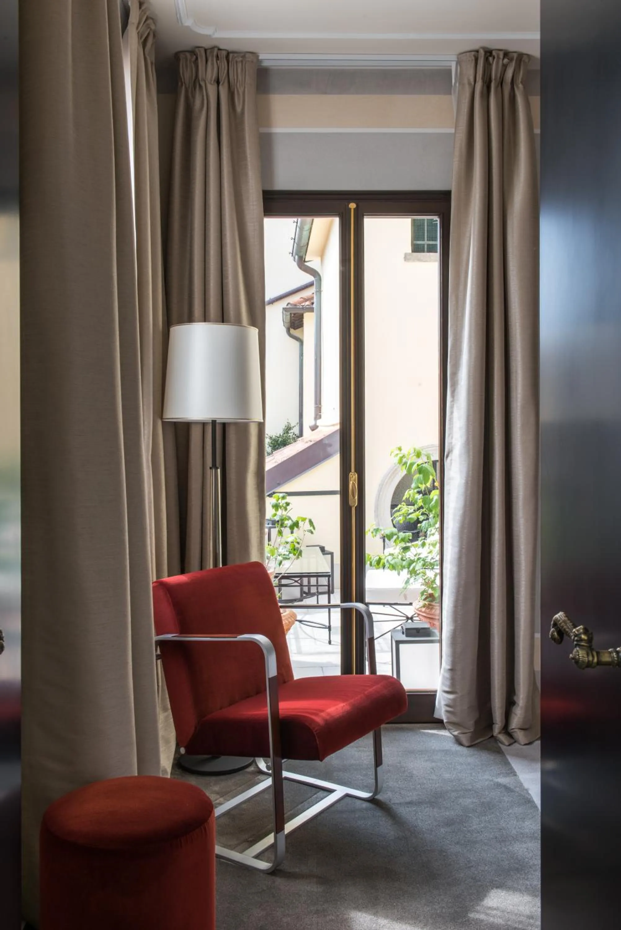 Balcony/Terrace in Nolinski Venezia - Evok Collection