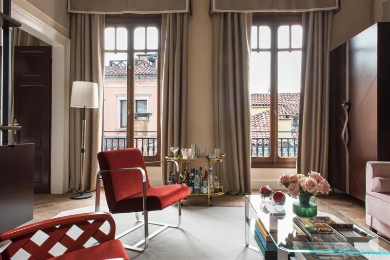 Living room in Nolinski Venezia - Evok Collection