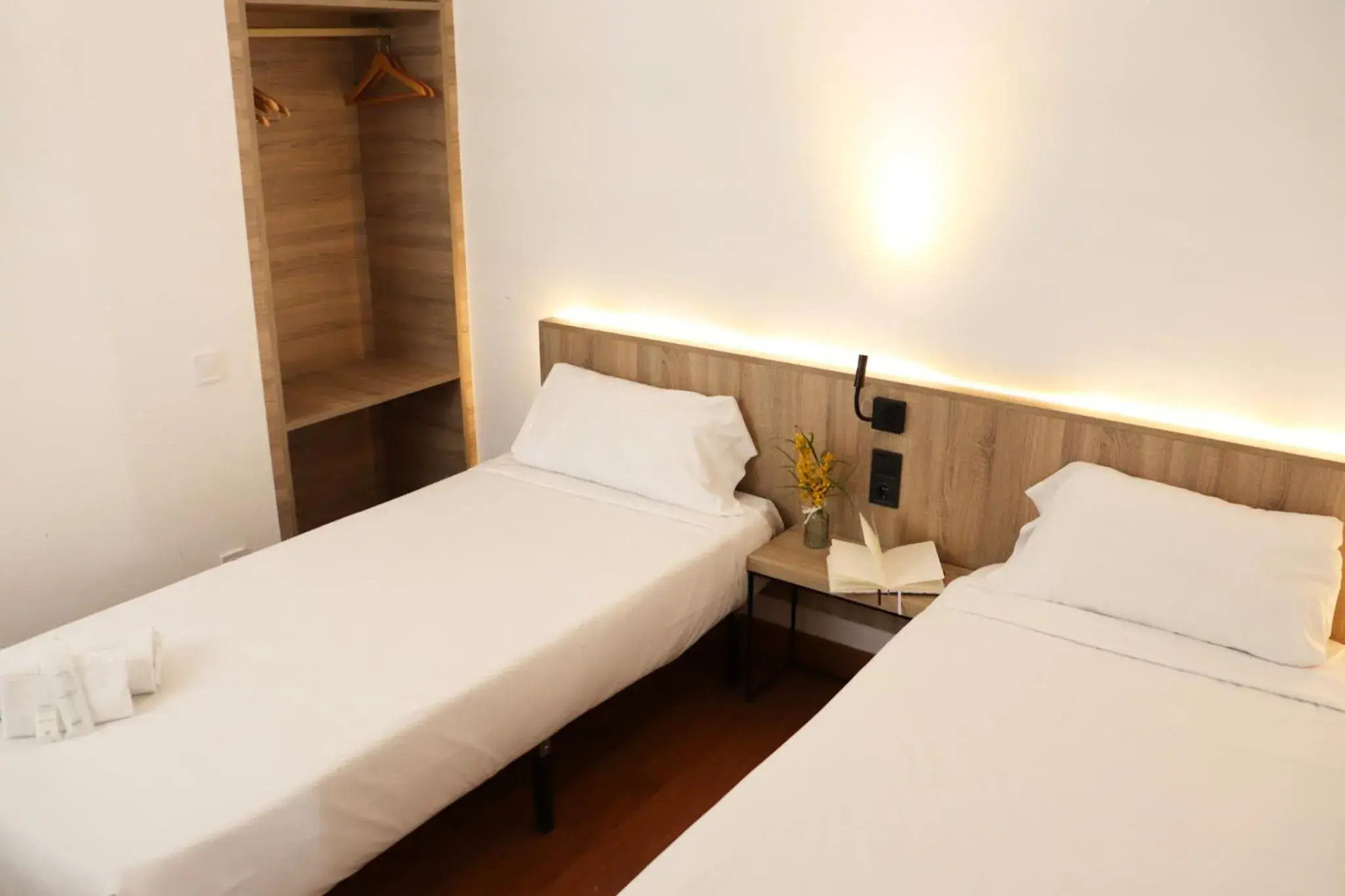 children, Bed in Eurohotel Diagonal Port children, Bed in Eurohotel Diagonal Port