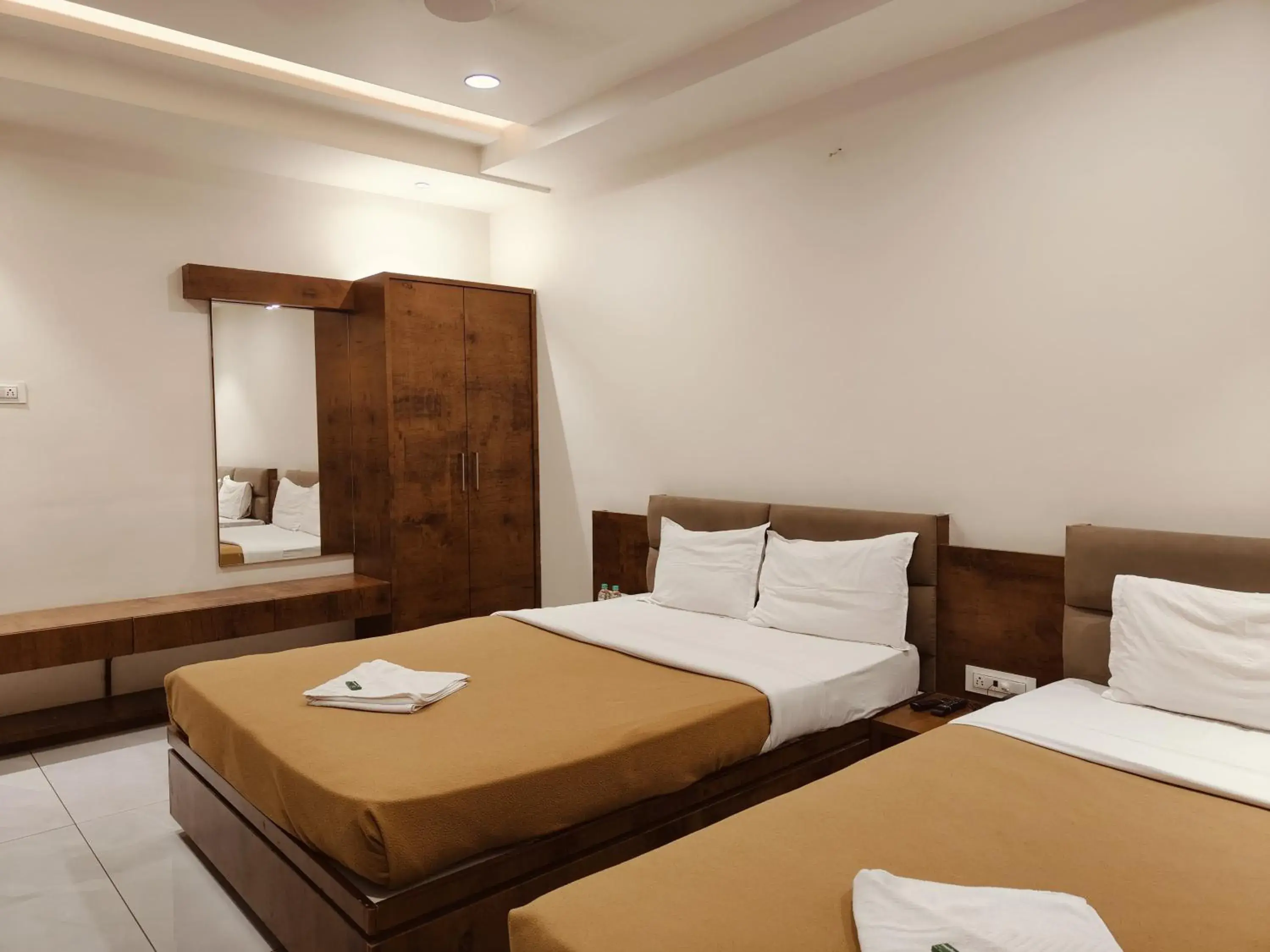 Bed in Hotel TrushaDham Near to Mahalaxmi Temple Kolhapur Bed in Hotel TrushaDham Near to Mahalaxmi Temple Kolhapur
