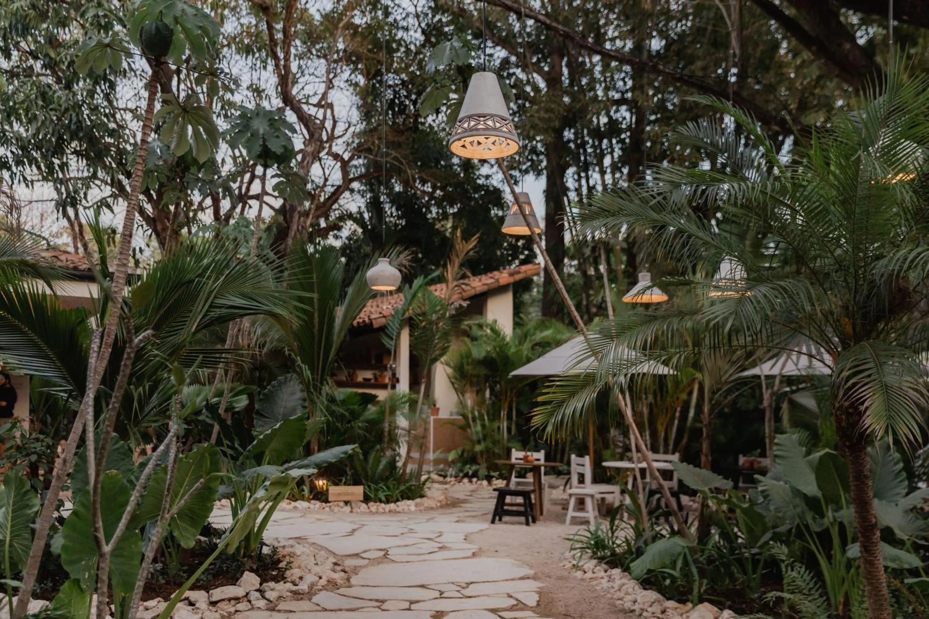 Facade/entrance in Sendero Hotel