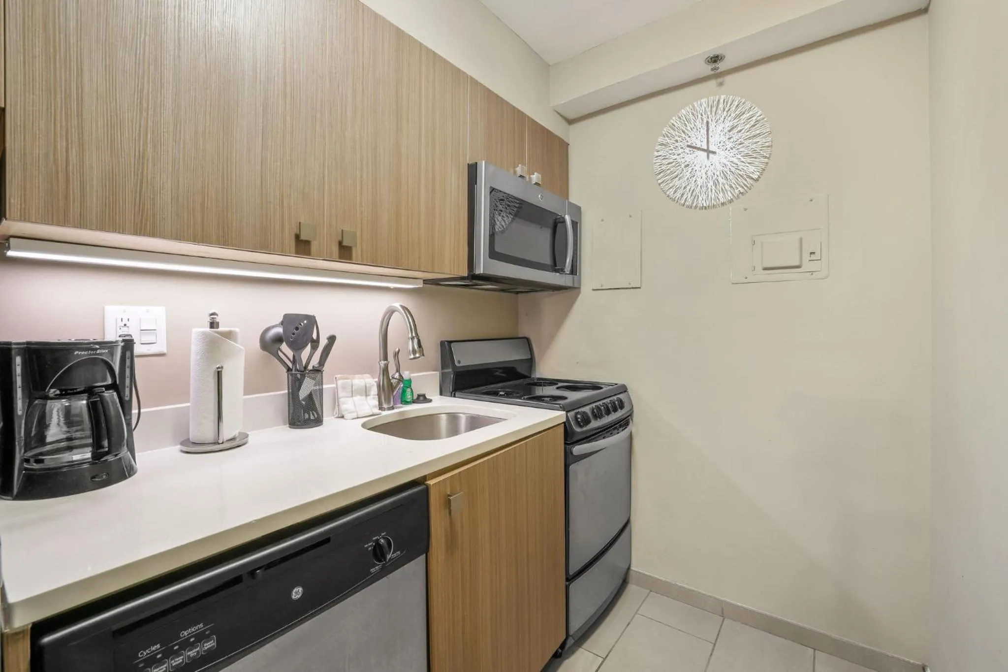 Kitchen or kitchenette in The Malone