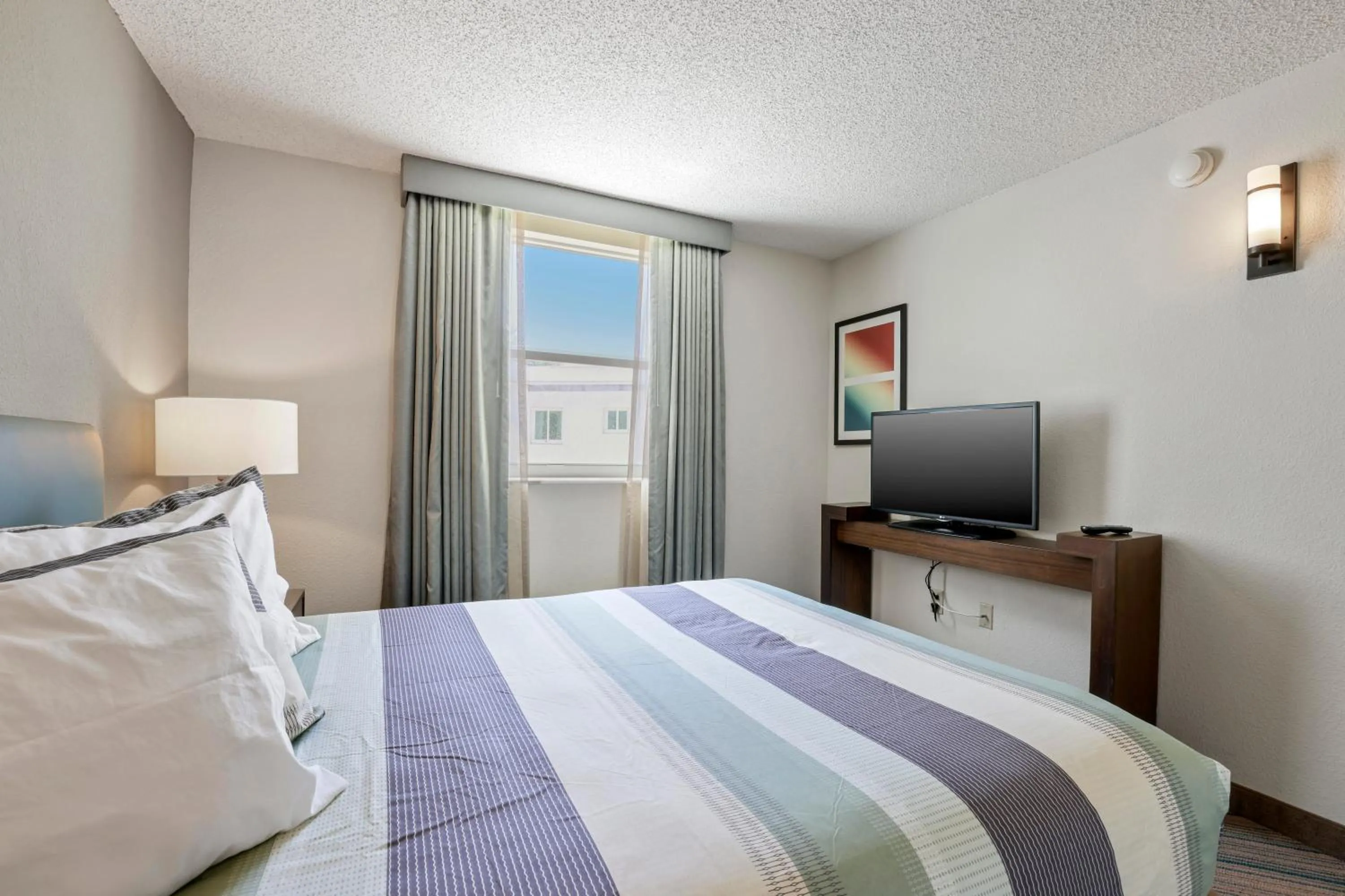 Bedroom in The Malone