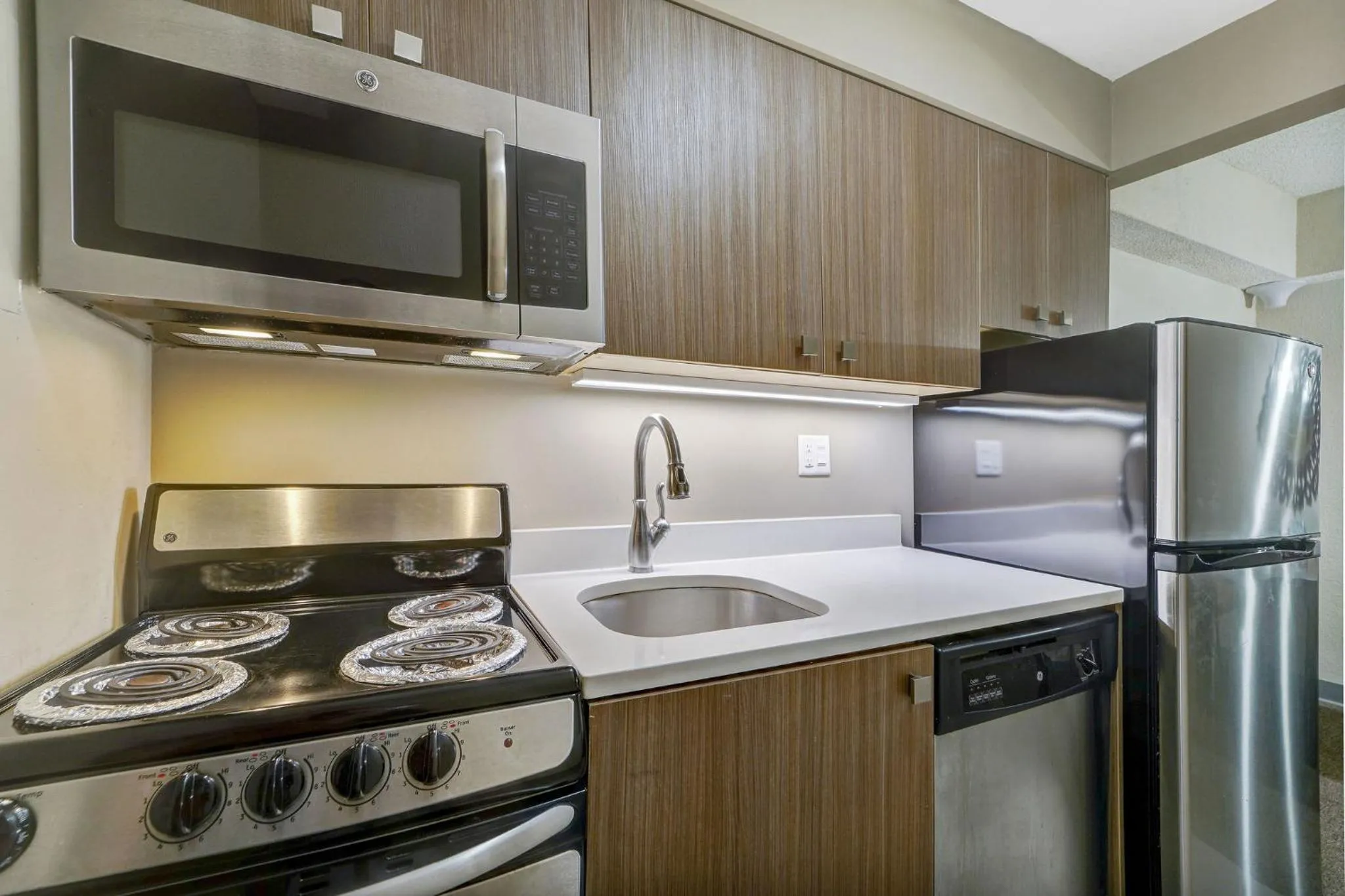 Kitchen or kitchenette in The Malone