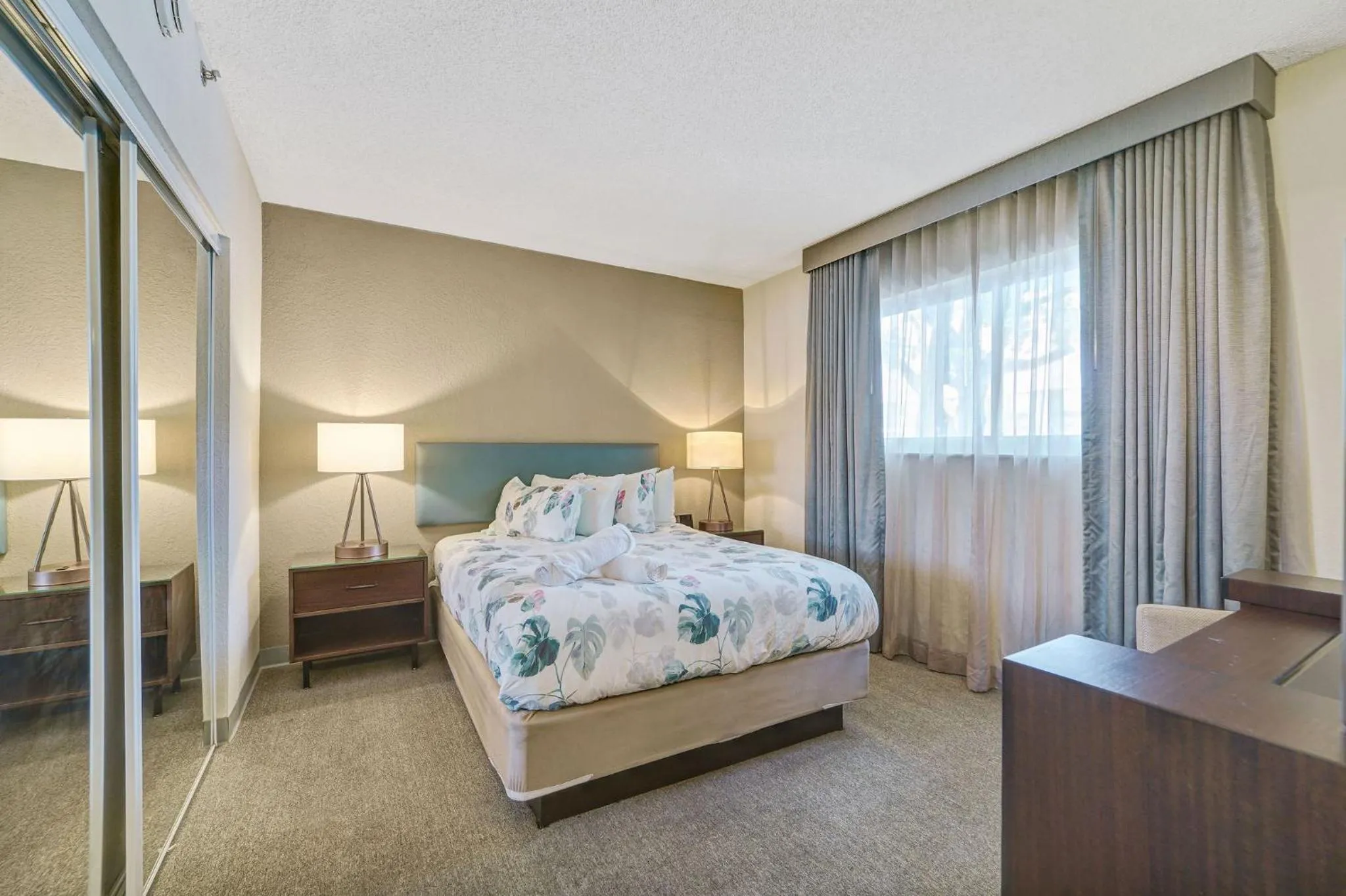 Bedroom in The Malone