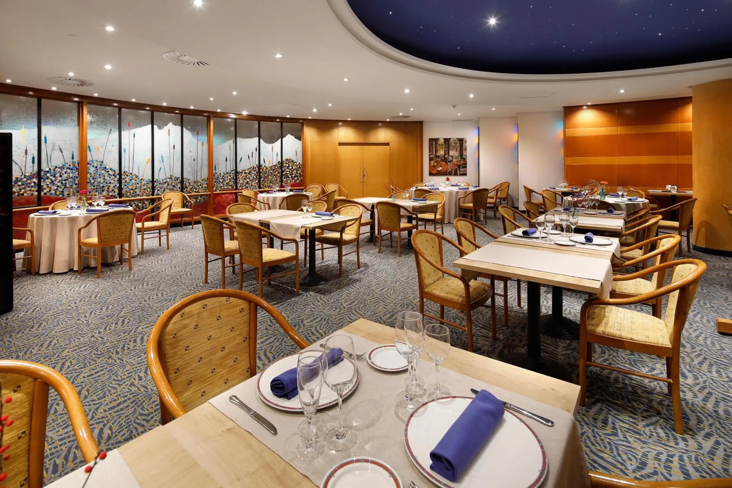 Restaurant/places to eat in HCC Montblanc Restaurant/places to eat in HCC Montblanc