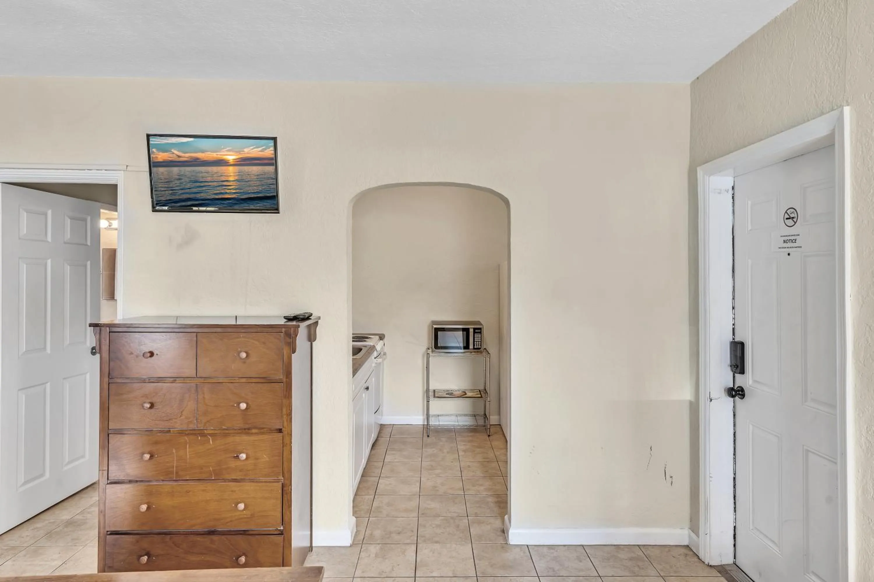 Photo of the whole room in Charter House