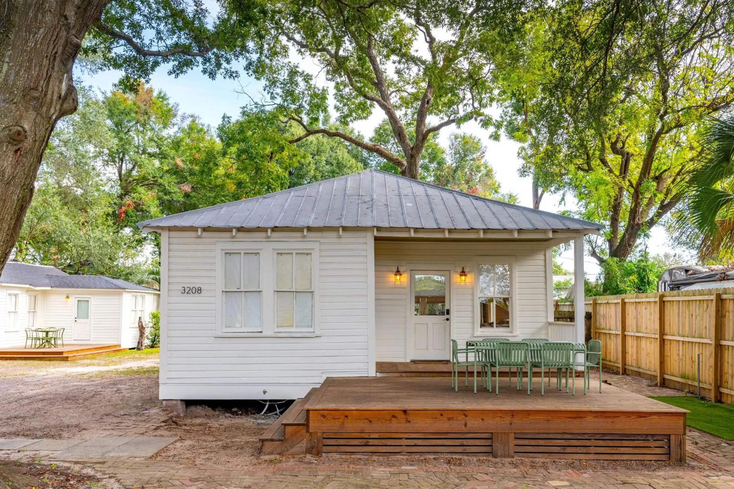 The Starlight Motor Inn