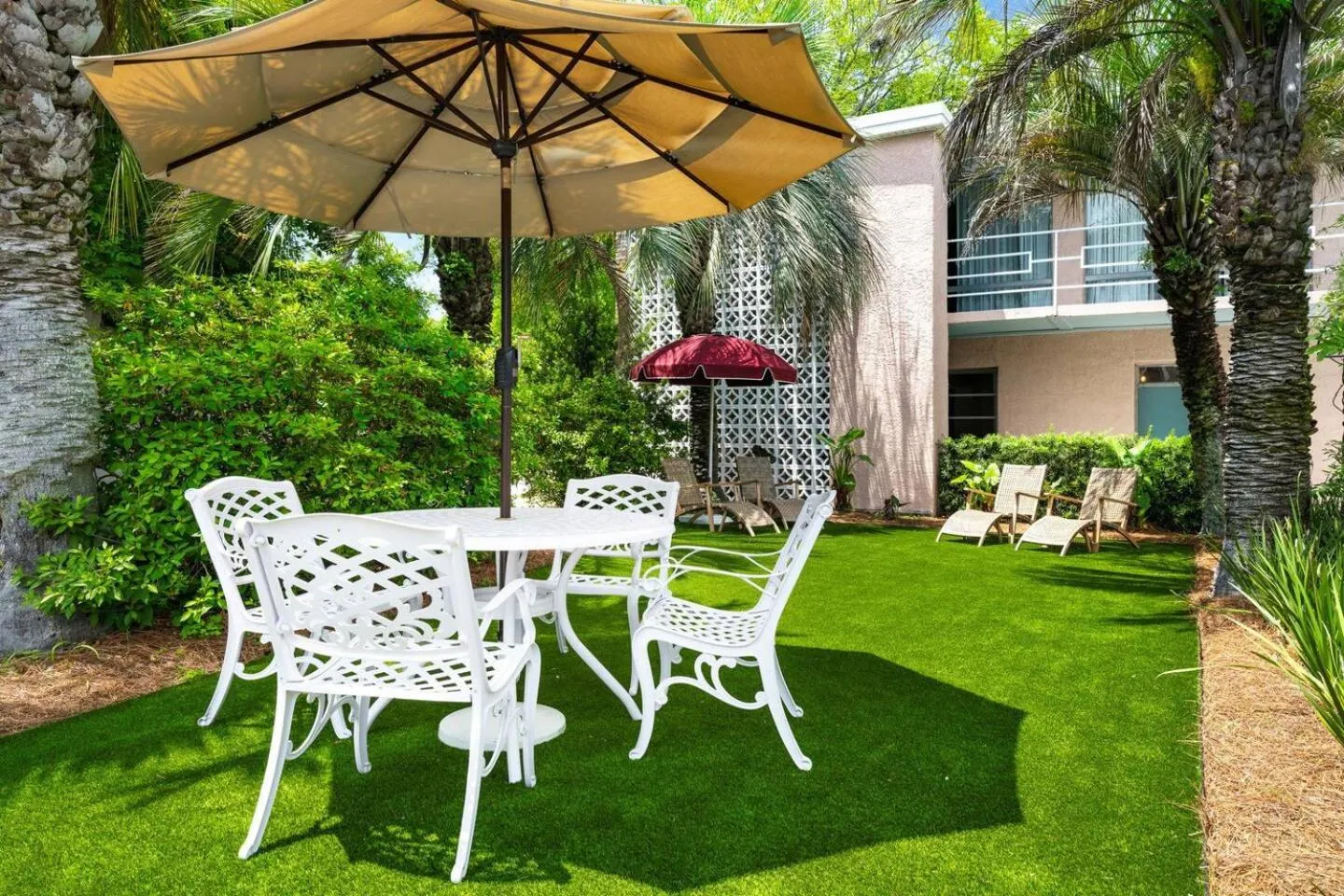 Property building in The Starlight Motor Inn