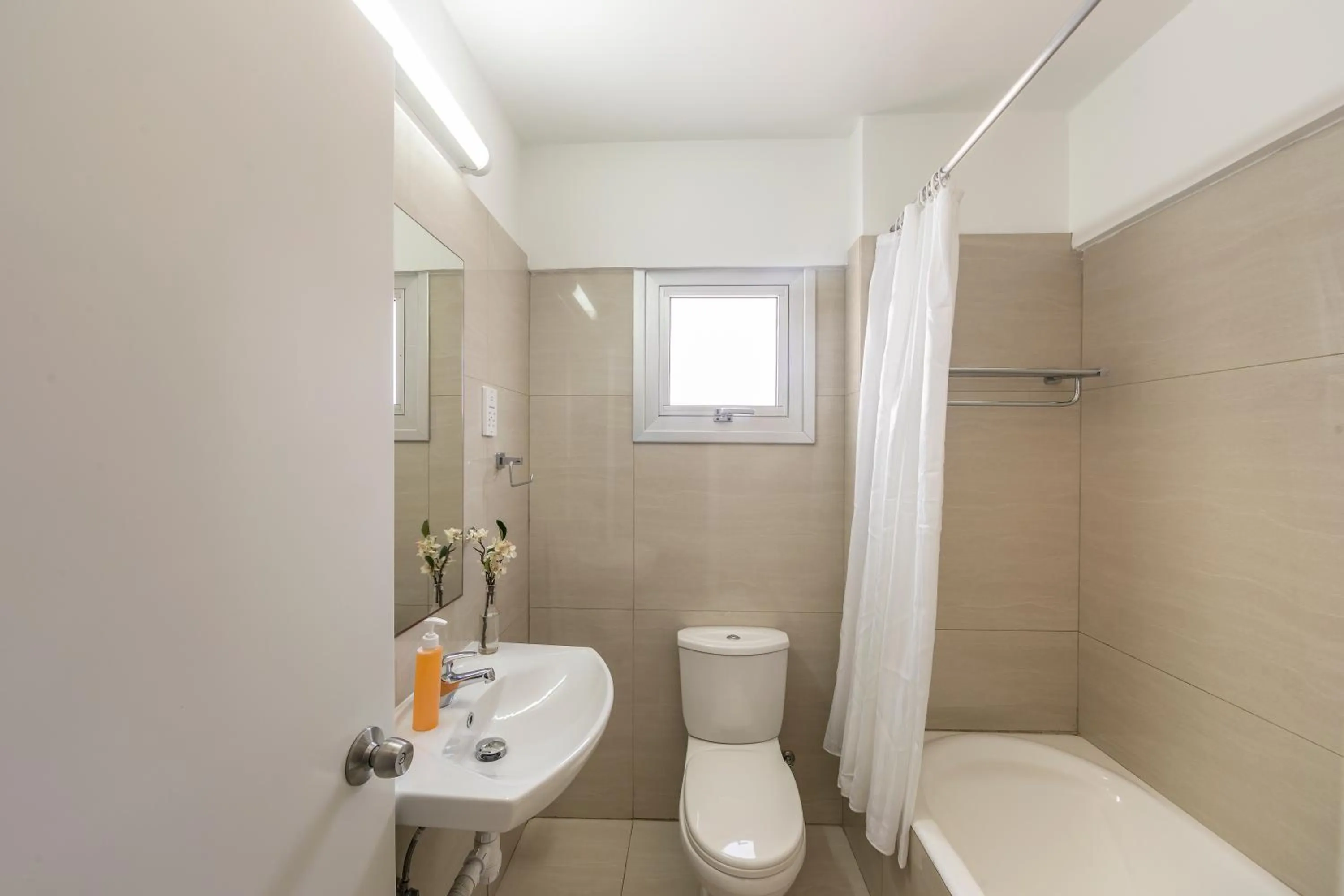 Shower in Mia Hotel Apartment