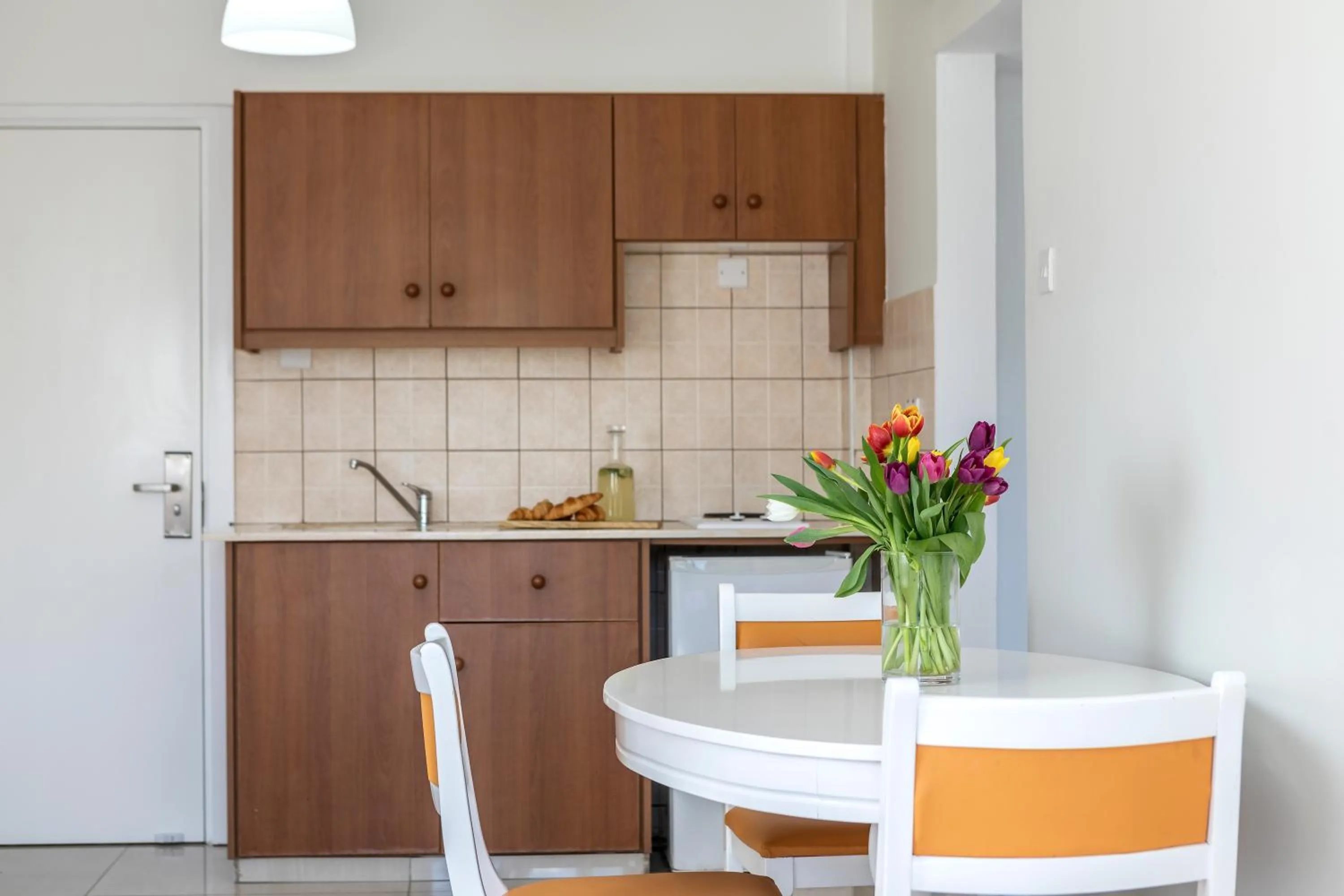 Kitchen or kitchenette in Mia Hotel Apartment