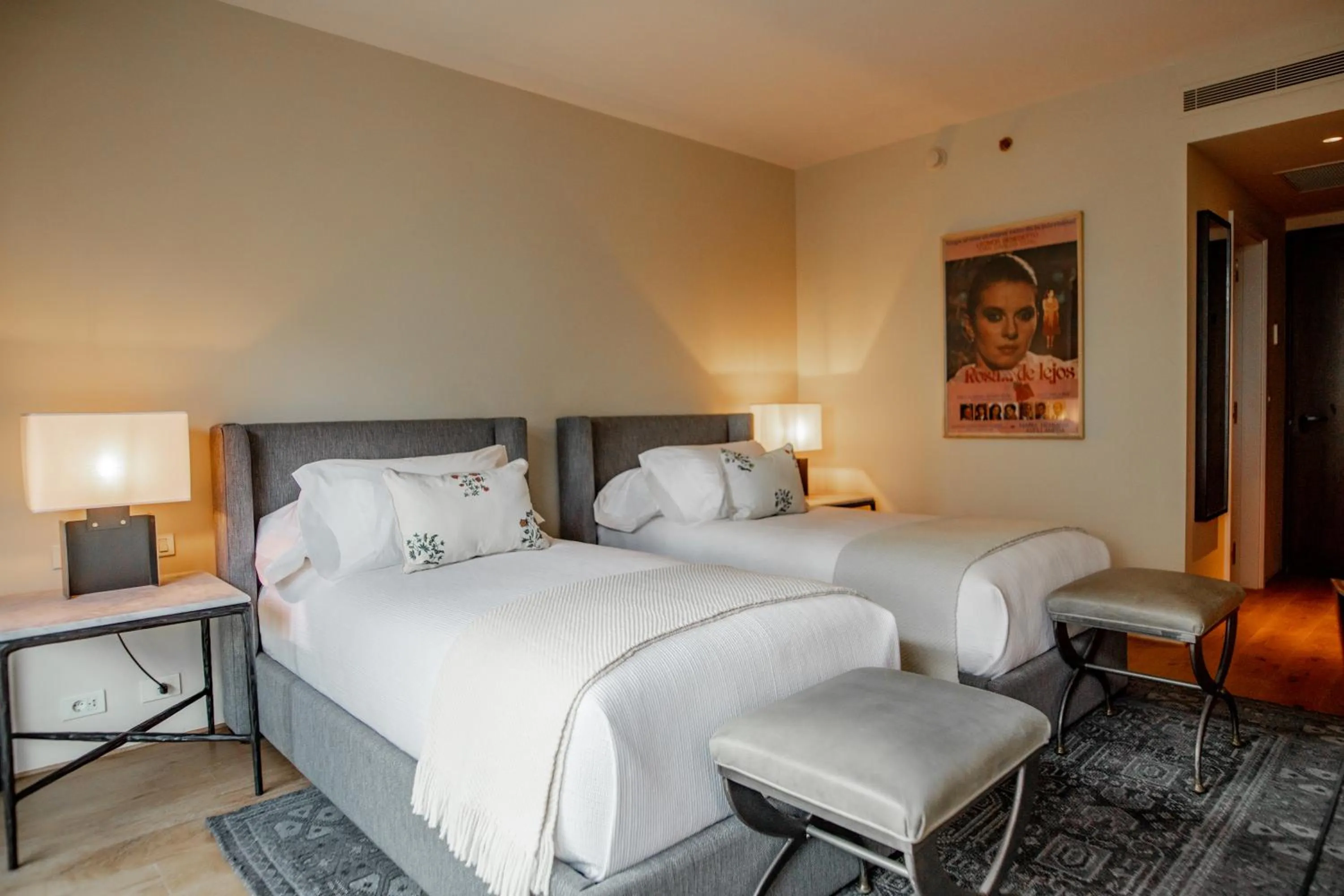 Bedroom, Bed in Hotel Montevideo - Leading Hotels of the World