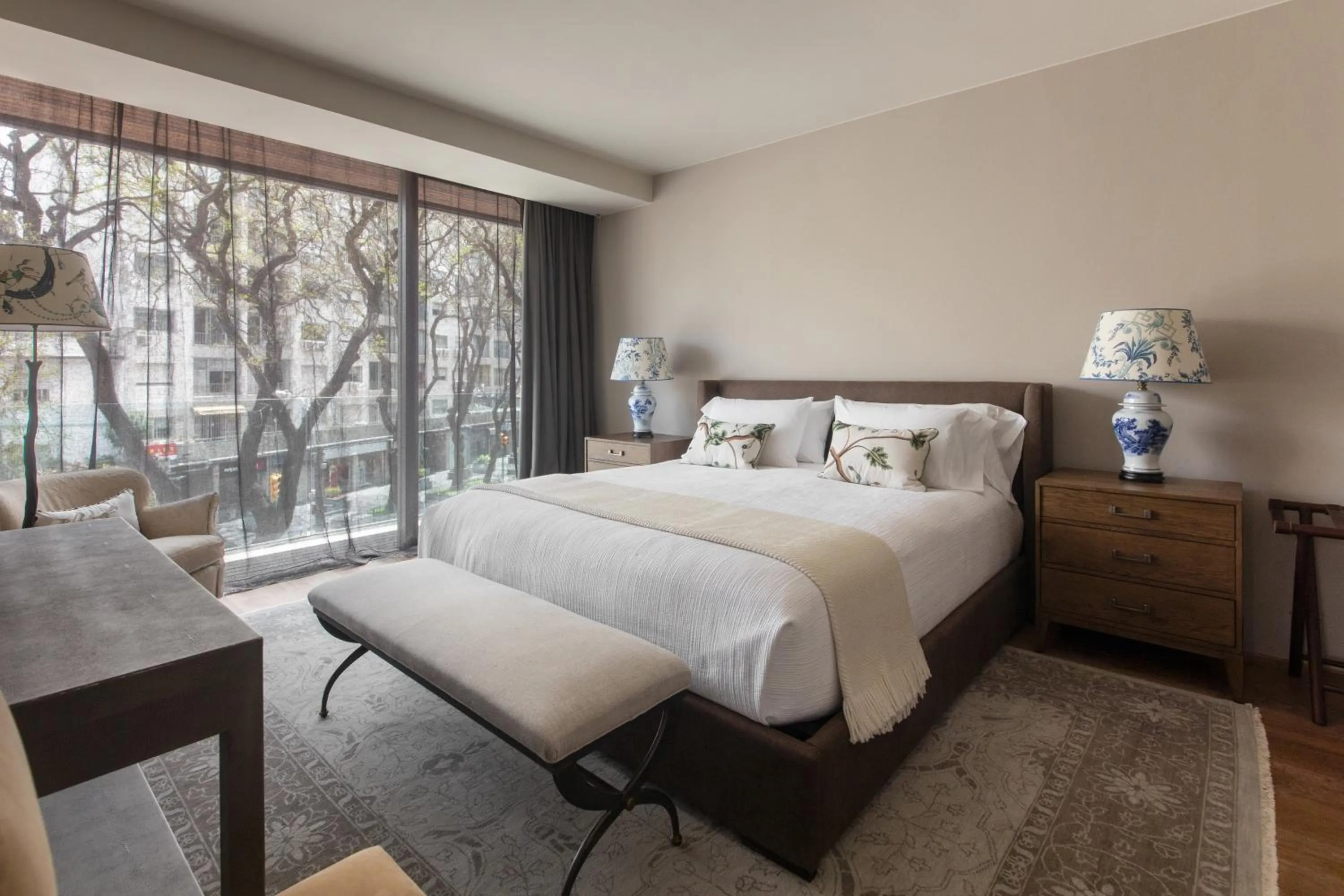 Bedroom, Bed in Hotel Montevideo - Leading Hotels of the World